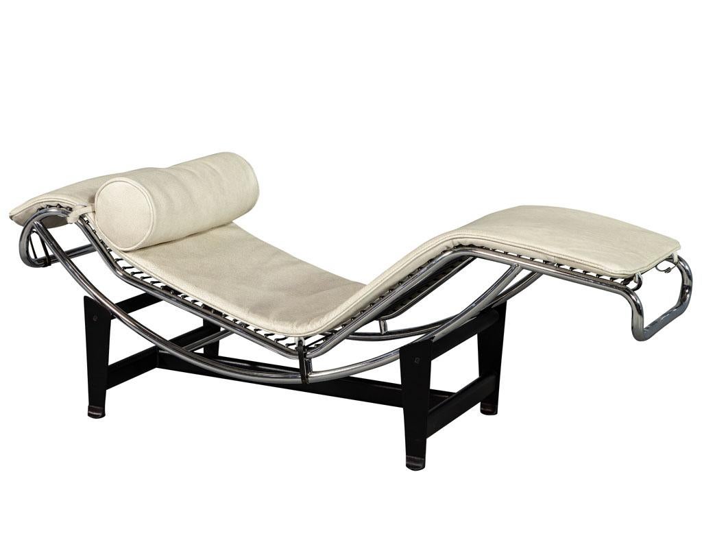 Bauhaus Le Corbusier Style Leather and Polished Stainless Steel Chaise