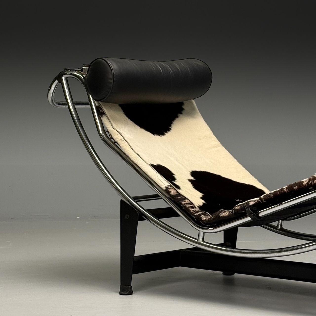 Italian Le Corbusier Style, Mid-Century Modern, Chaise Lounge, Cowhide, Metal, 20th C.