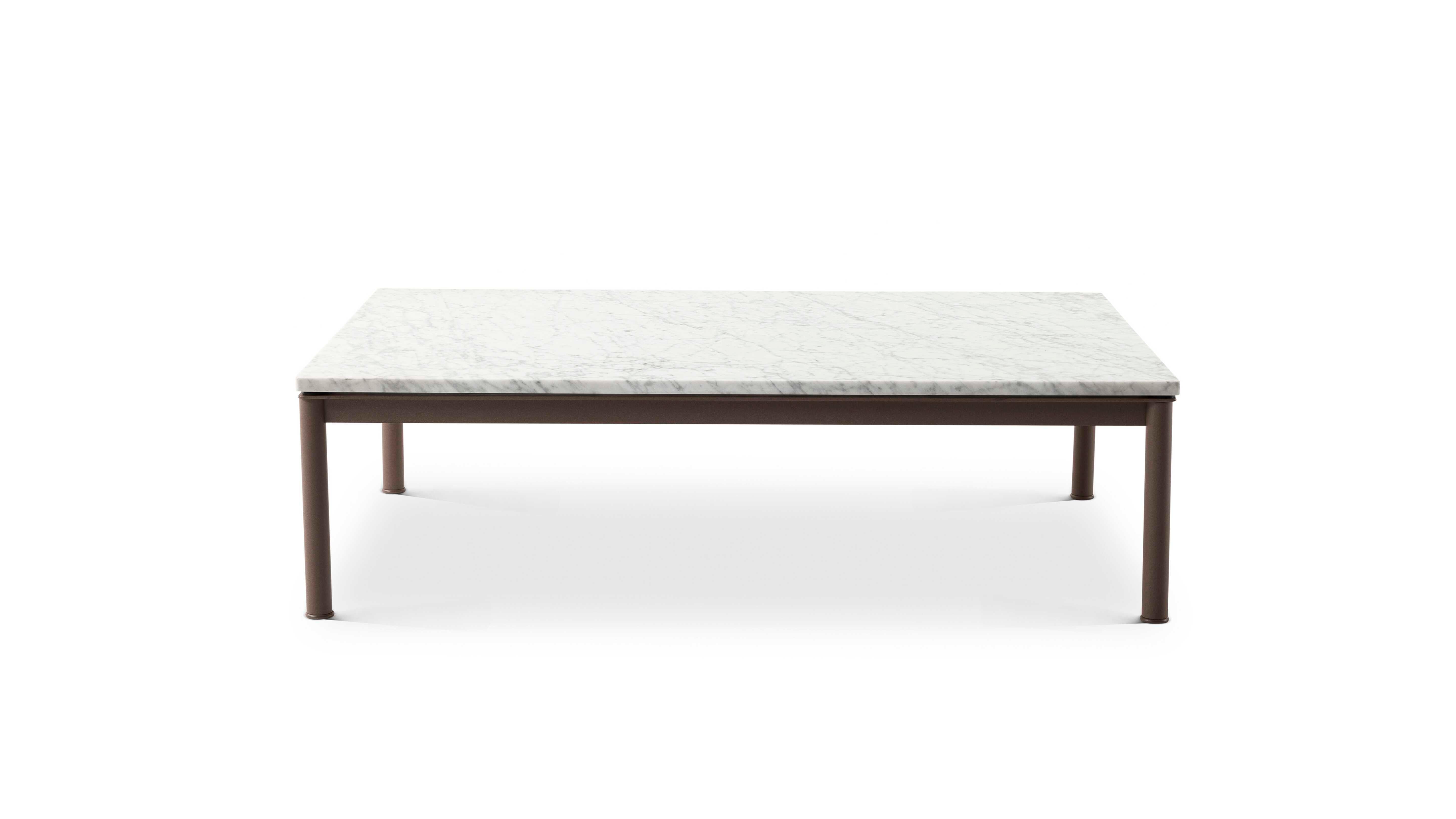 italien Le Corbusier Table En Tube Basse, Extérieur Pour Cassina en vente