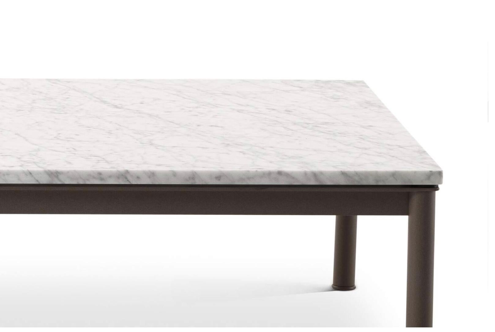 Le Corbusier Table En Tube Basse, Extérieur Pour Cassina Neuf - En vente à Barcelona, Barcelona