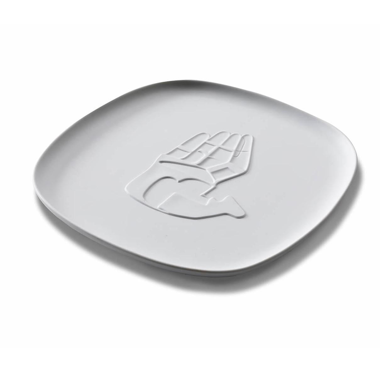 Tray designed by Cassina in collaboration with Ginori 1735 and the Le Corbusier Foundation in 2020.
Manufactured by Cassina in Italy.

Cassina takes its inspiration from the genius of Le Corbusier for a collection of three trays in pure, unglazed