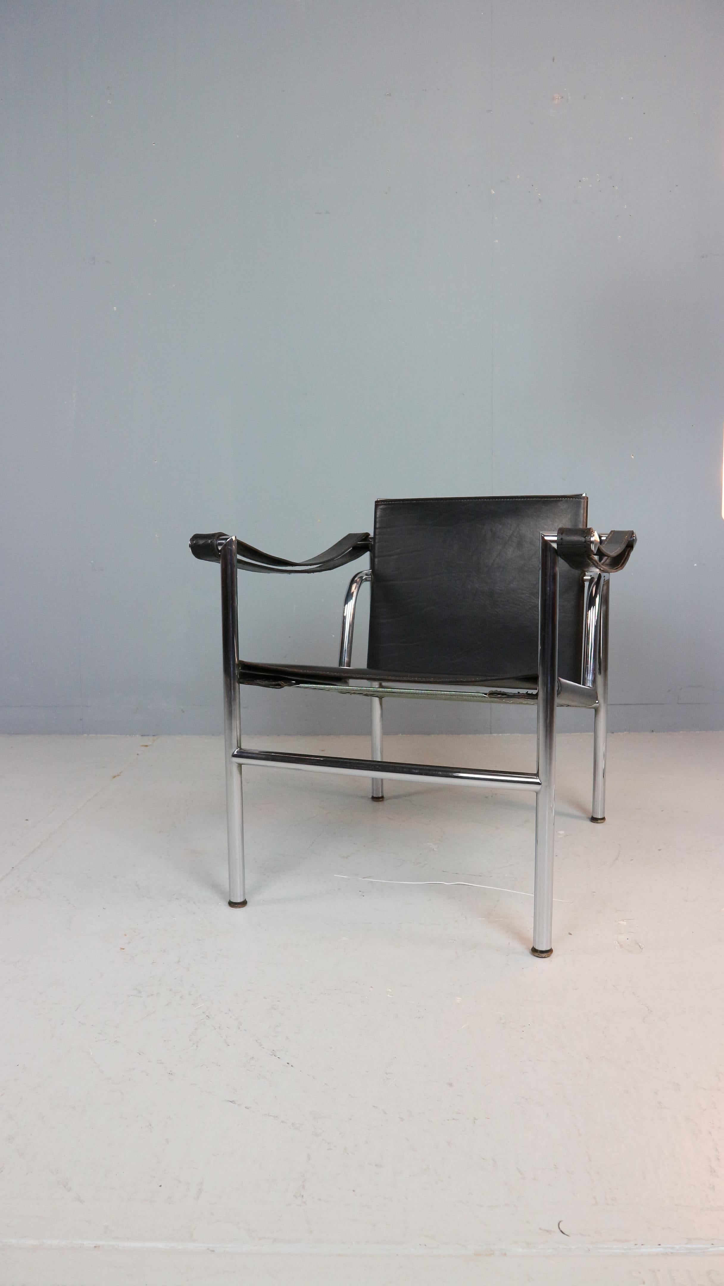 Mid-Century Modern Le Corbusier Vintage Black Leather Armchair Model- LC1 for Cassina, 1970s