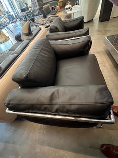 Le Corbusier, Wide Lounge Chairs