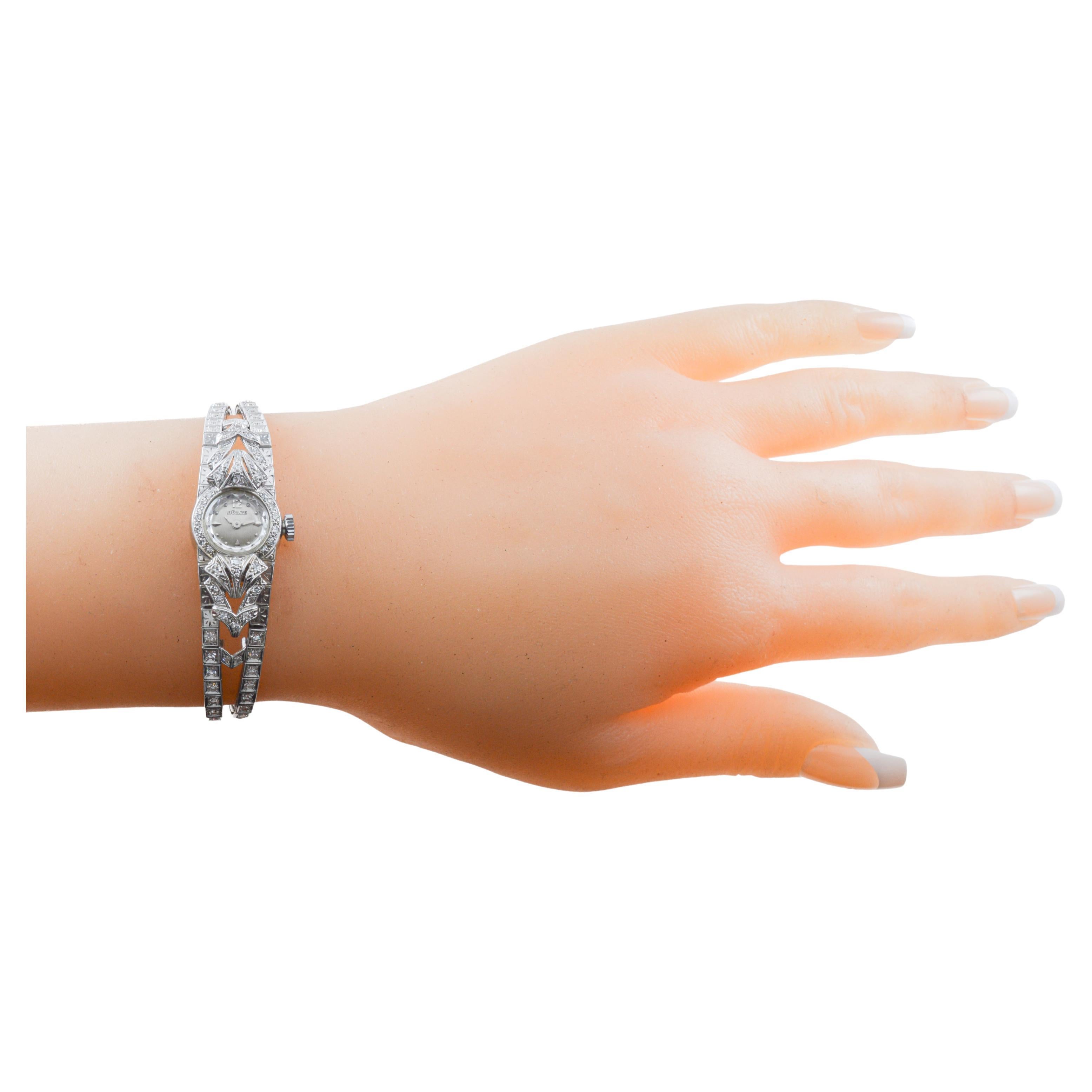 Le Coultre 14Kt Solid Gold Art Deco Watch circa 1950's Full Length For Sale 13