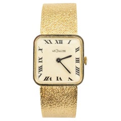 Vintage Le Coultre 17-Jewel Movement Yellow Gold Wristwatch