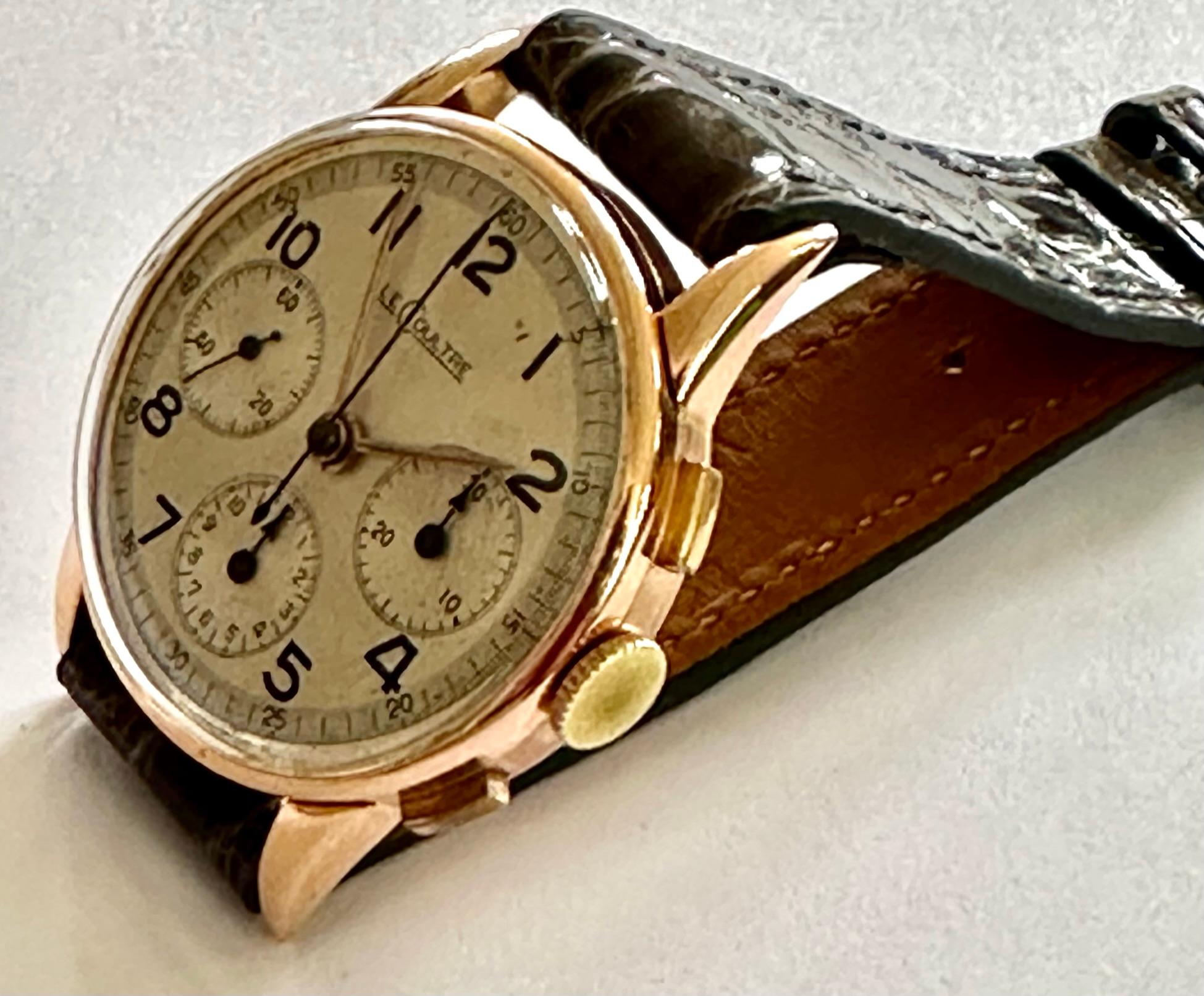 Le Coultre Chronograph 18k Rose Gold Watch, Valjoux 72 Movement, circa 1950 In Good Condition In Heerlen, NL
