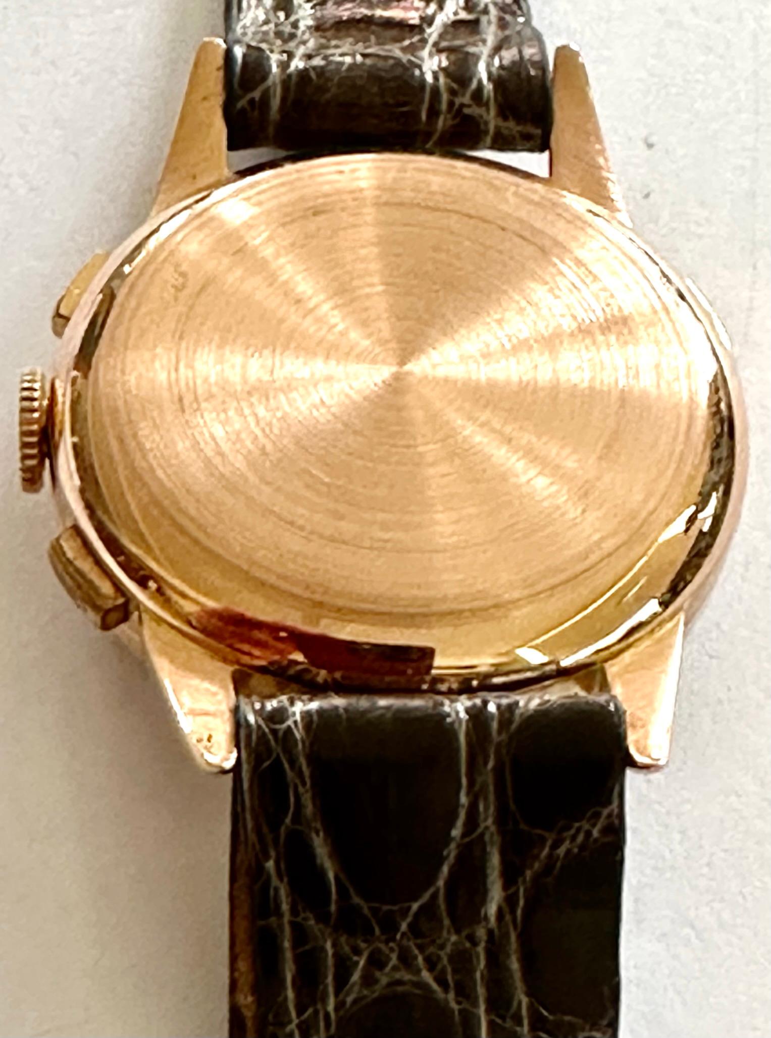 Women's or Men's Le Coultre Chronograph 18k Rose Gold Watch, Valjoux 72 Movement, circa 1950
