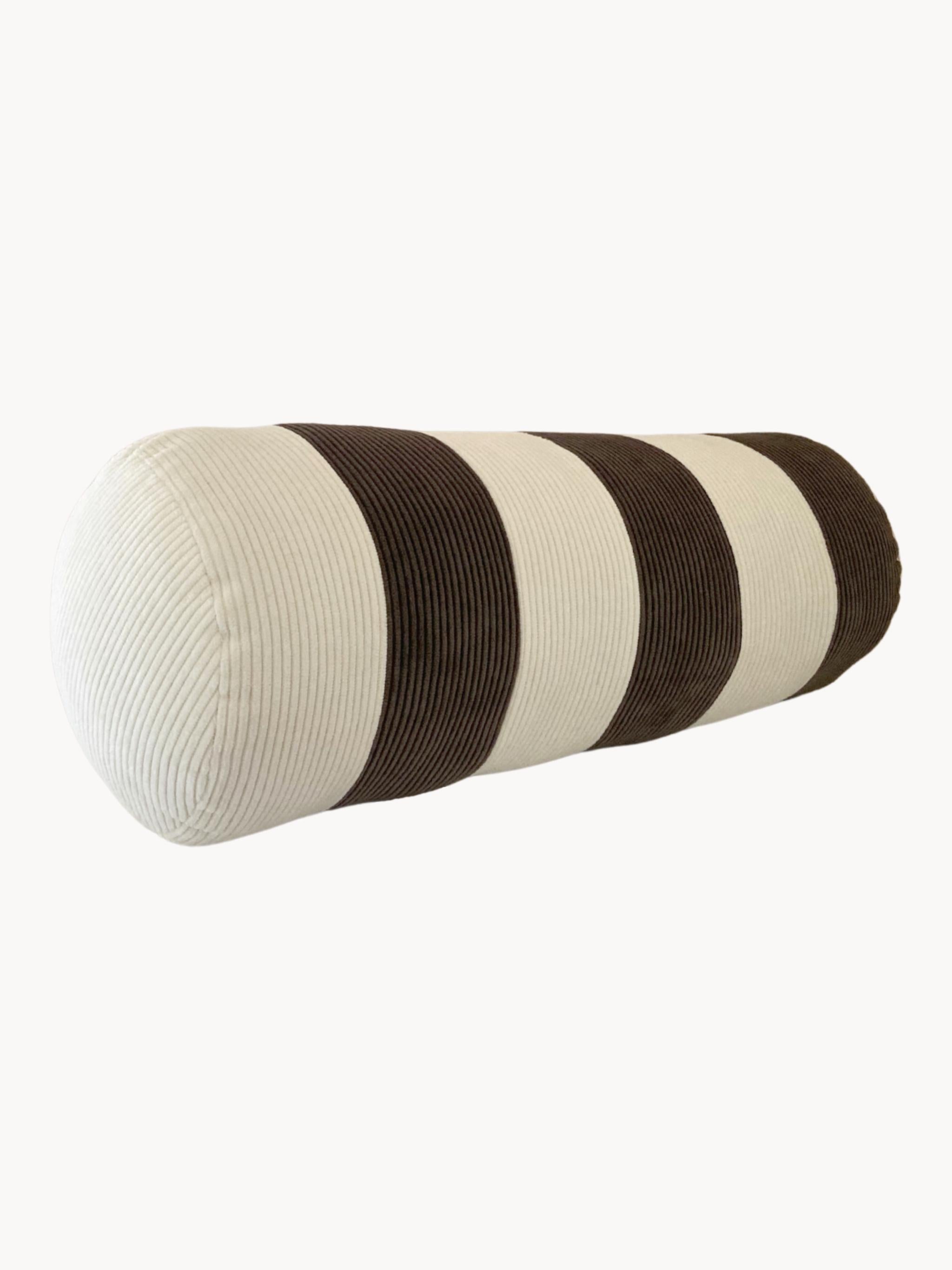 Moderno Cuscino Bolsters Le Cylindre a righe in cotone a coste, Gesso/Espresso in vendita