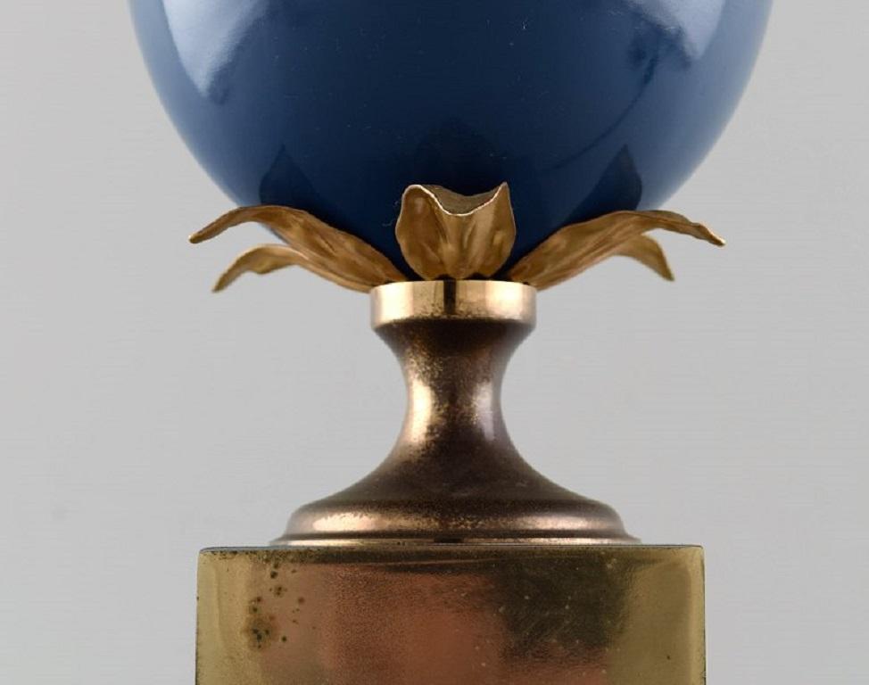Le Dauphin, France, Table Lamp with Blue Orb and Brass Base with Leaves In Excellent Condition In Copenhagen, DK