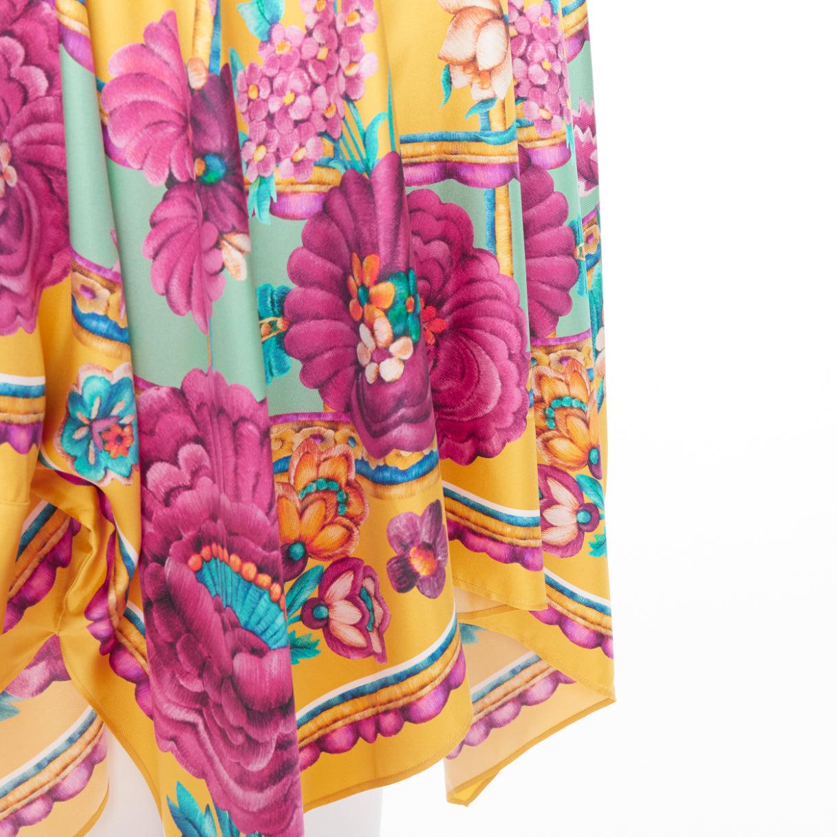 LE DOUBLE J Edición 36 Foulard 100% seda rosa dorado estampado floral caftán camisa XS en venta 2