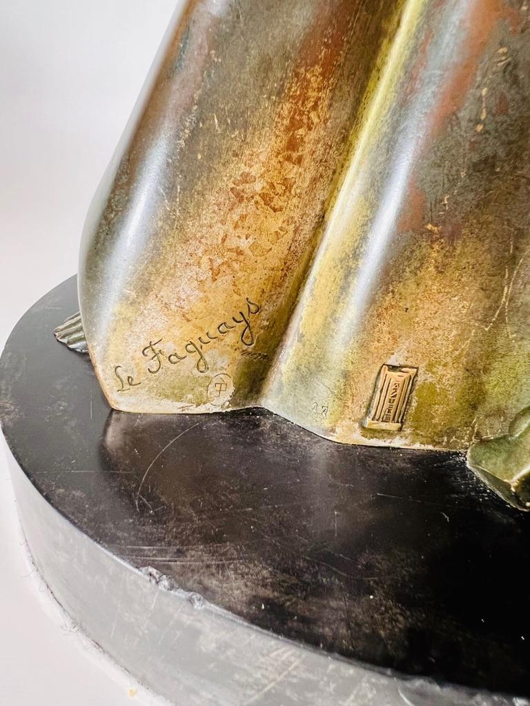 Autre Le Faguays bronze Art Déco Perroquet et Columbine signé en vente