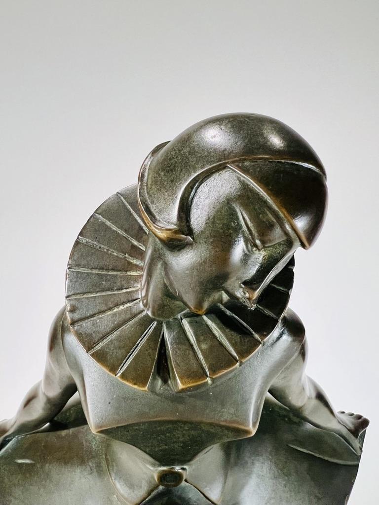Le Faguays bronze Art Déco Perroquet et Columbine signé en vente 1