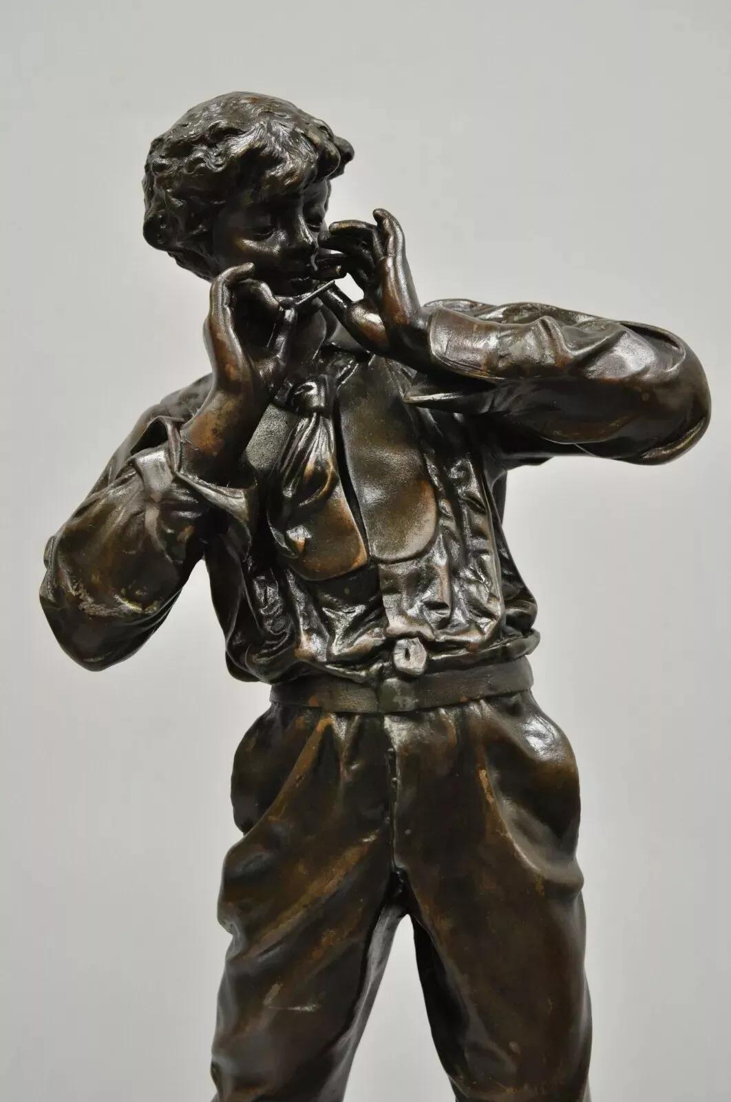 Le Fumeur Escultura francesa de escultura de helio de hombre joven fumando de Charles Masse. En la placa de latón del artículo se lee 