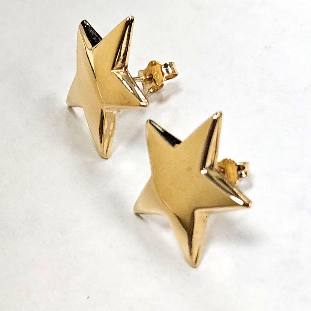 Le Gi 18kt Gold Dimensional Star Earrings Moderno en venta