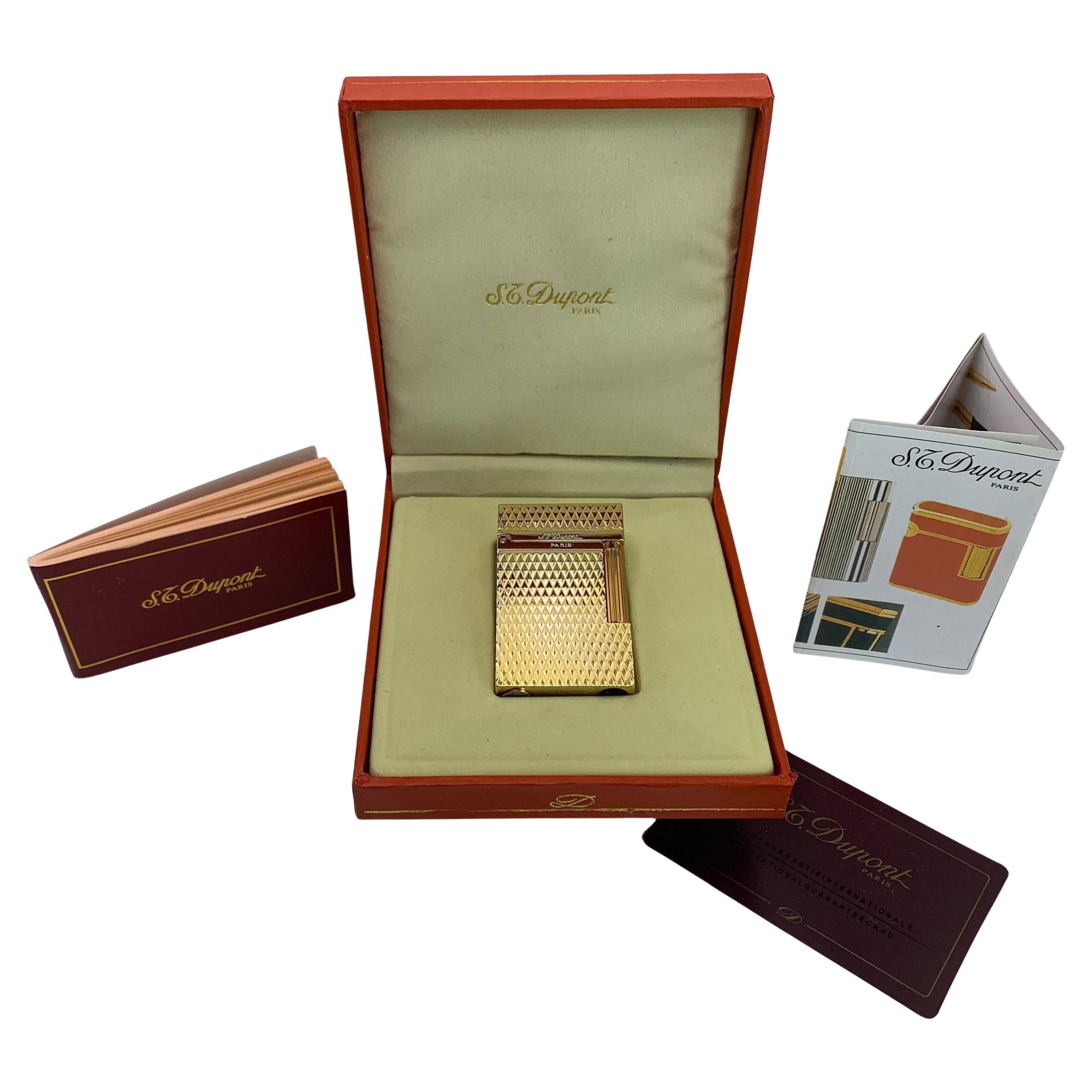 Le Grand Dupont, accendino con testa di diamante in oro 18 ct con scatola Dupont e documenti revisionati