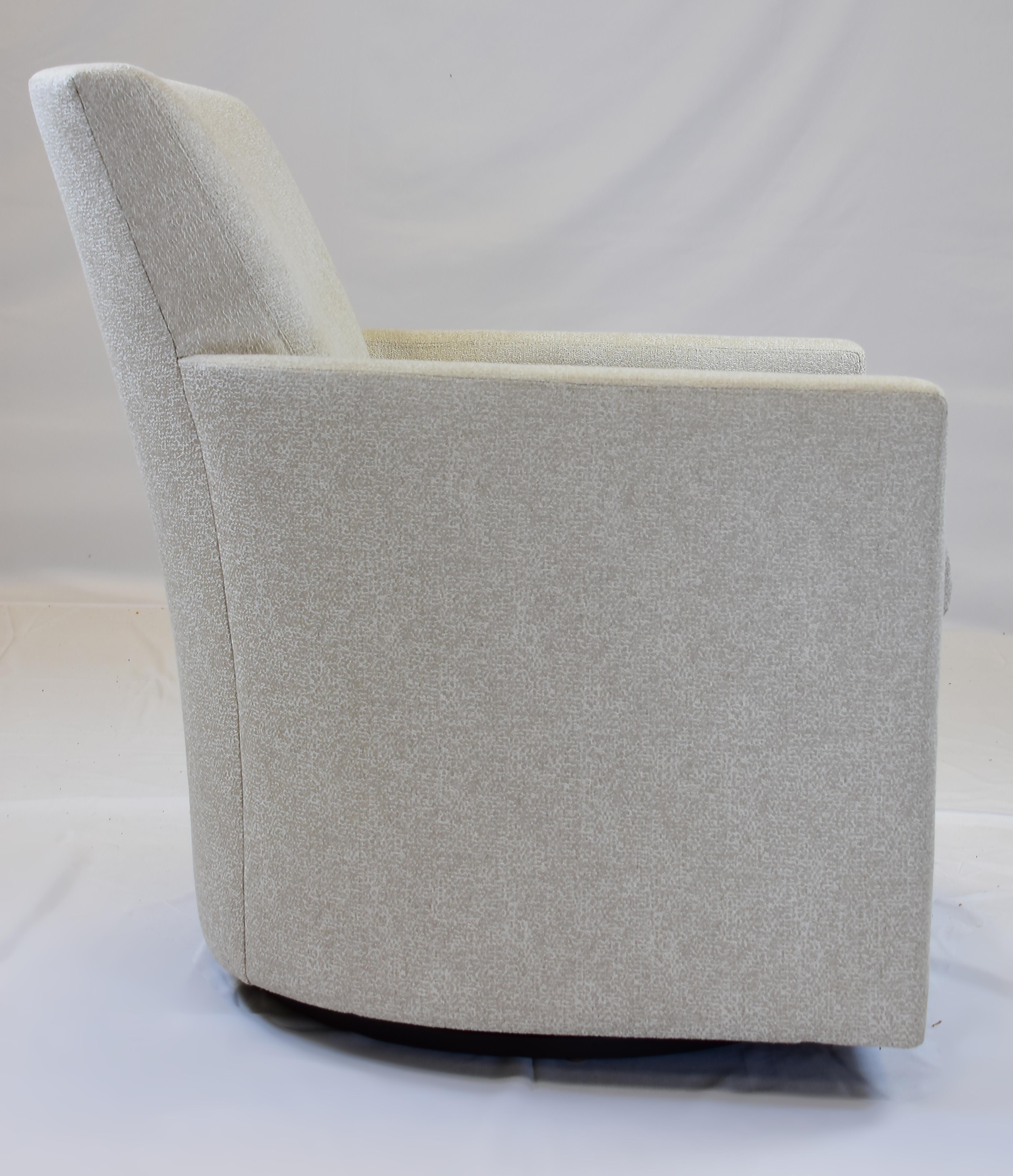 Le Jeune Upholstery Barrel Swivel Kara Chair Showroom Model, 2 Available In Good Condition For Sale In Miami, FL