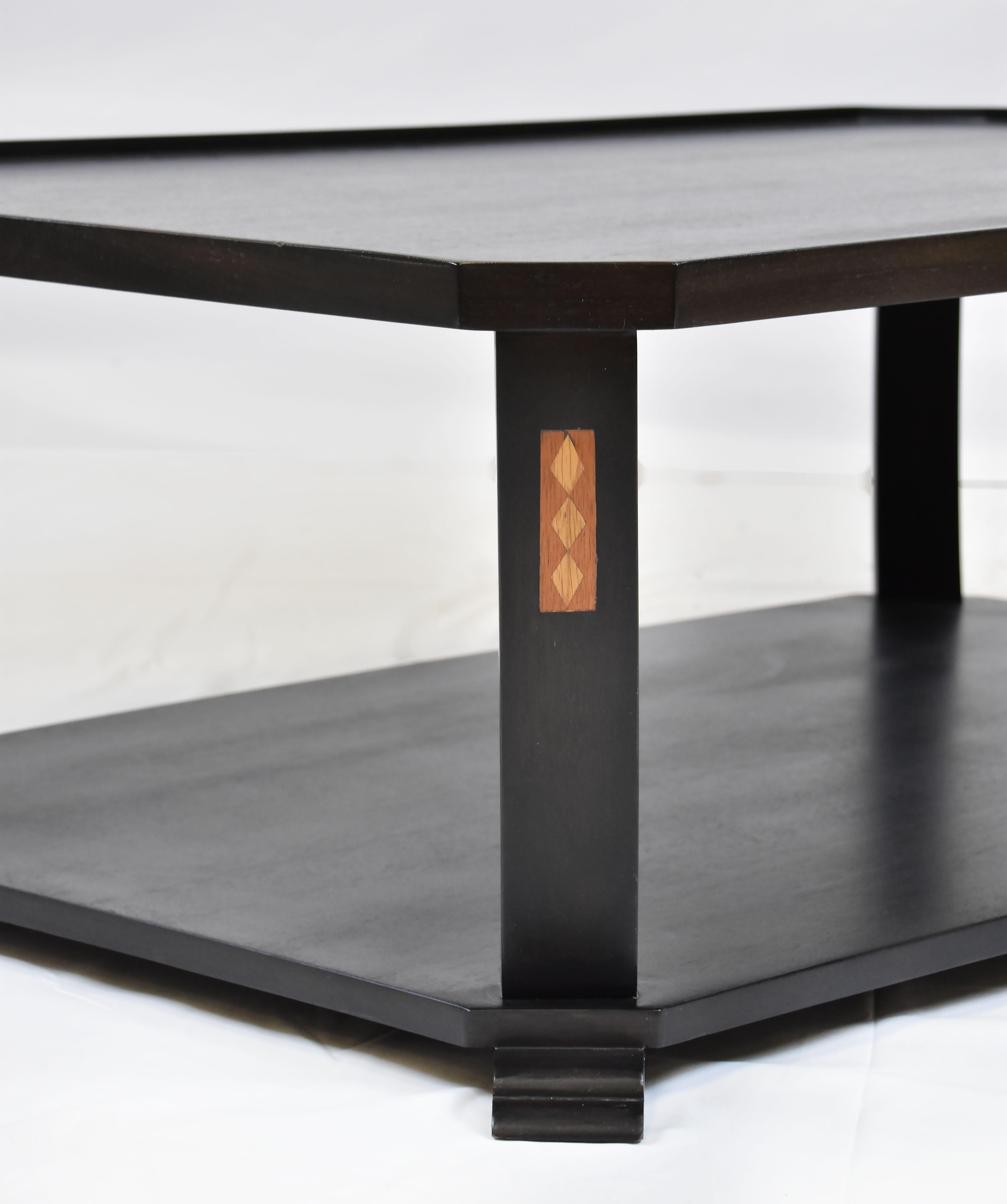 Le Jeune Upholstery Club Havanna Couchtisch mit Inlay-Details im Zustand „Gut“ im Angebot in Miami, FL