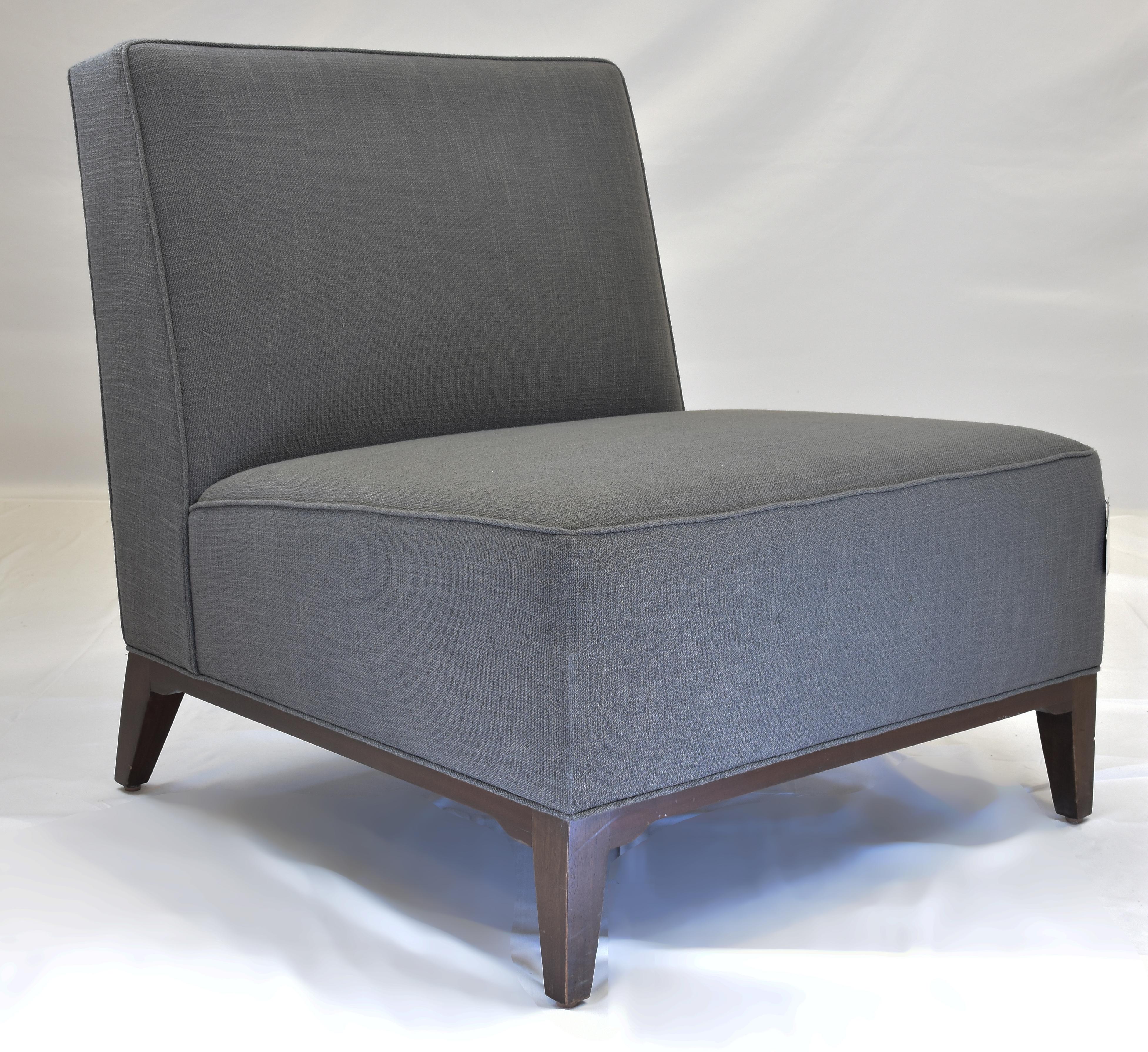 Le Jeune gepolsterter Loft-Sessel ohne Armlehne, Showroom-Modell (Moderne) im Angebot