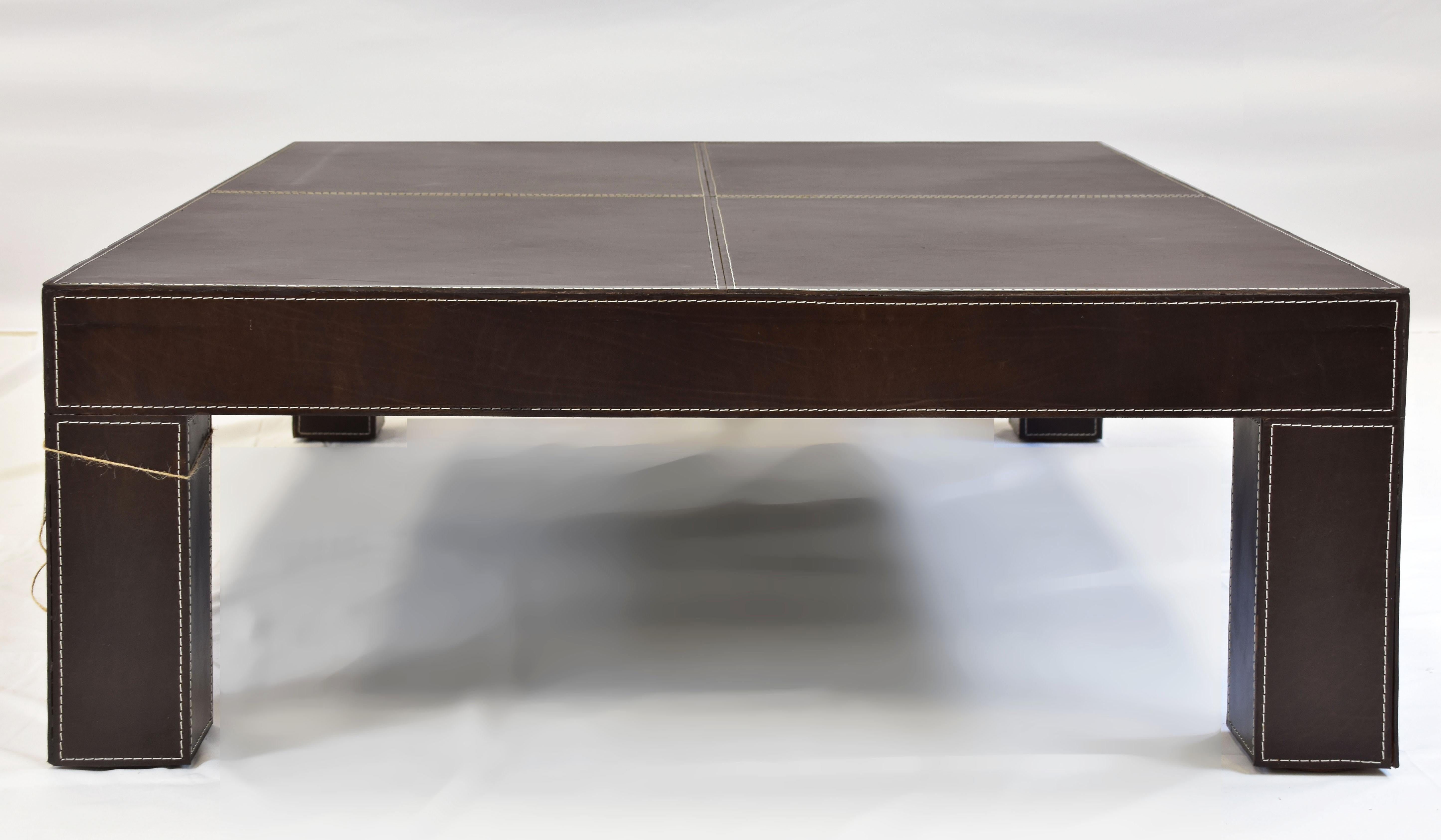 Le Jeune Upholstery Saddle Up Leather Coffee Table Showroom Model In Good Condition For Sale In Miami, FL