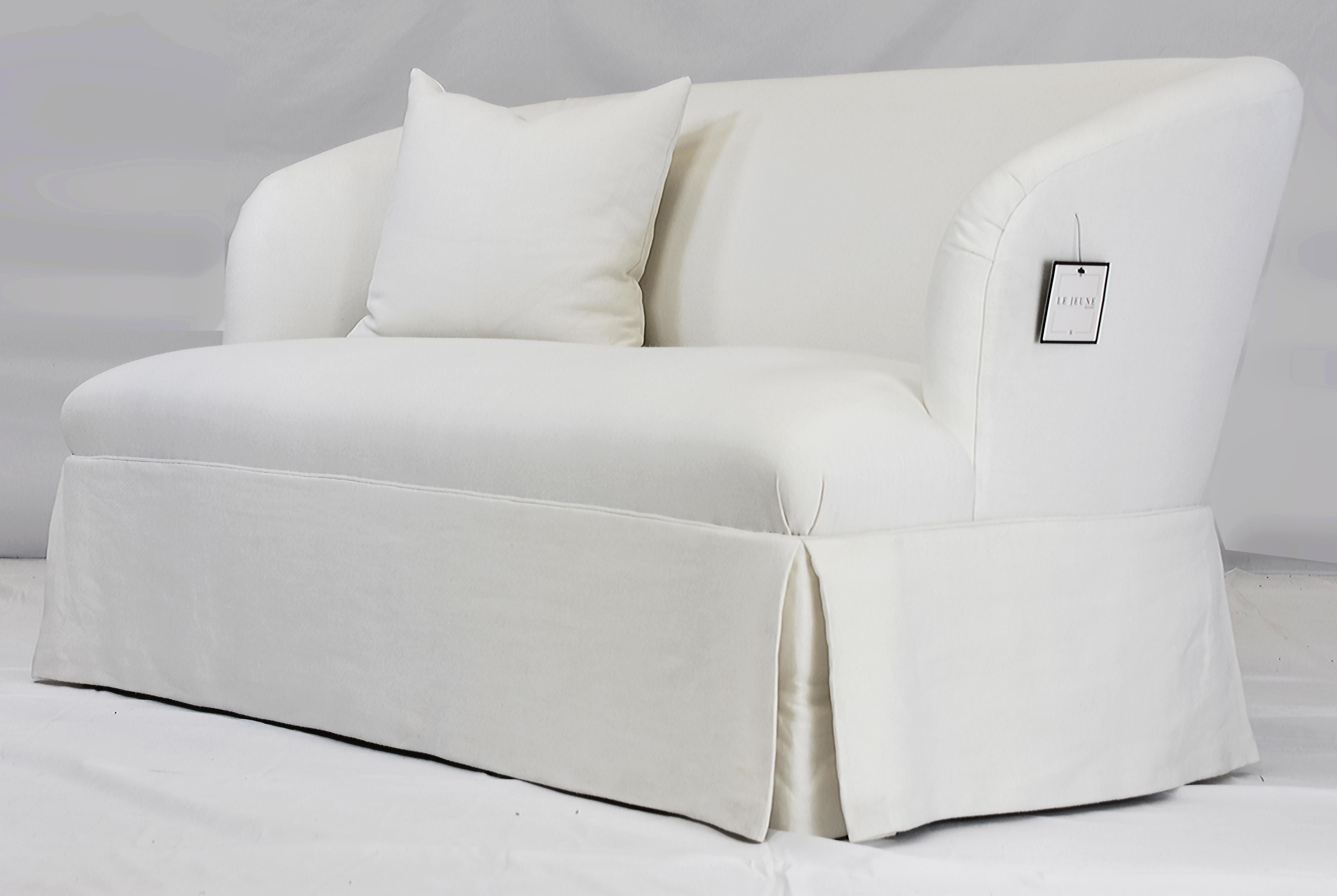 Le Jeune Upholstery St Tropez 2-Seat Sofa Showroom Model

Offered for sale is a Le Jeune Upholstery ST. TROPEZ 2 seat sofa floor model. The sofa is scaled for small to medium-sized rooms with soft curved edges on the seat and back corners of the
