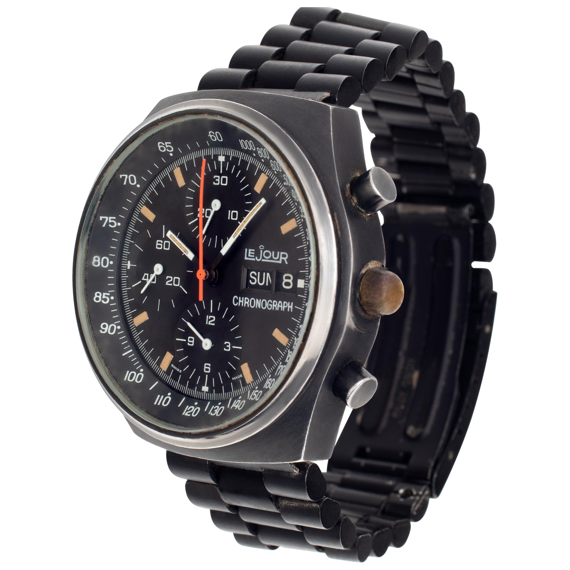 Le Jour Chronograph Day Date aus Edelstahl, Kal. 7750.  Automatik mit Subsekunden, Datum, Tag und Chronograph. Gehäuse und Uhrwerk von Itika signiert. 41 mm Gehäusegröße. Ref LJ-MI-003 Ca. 1970er Jahre. Fein Pre-owned Le Jour Uhr. Certified preowned