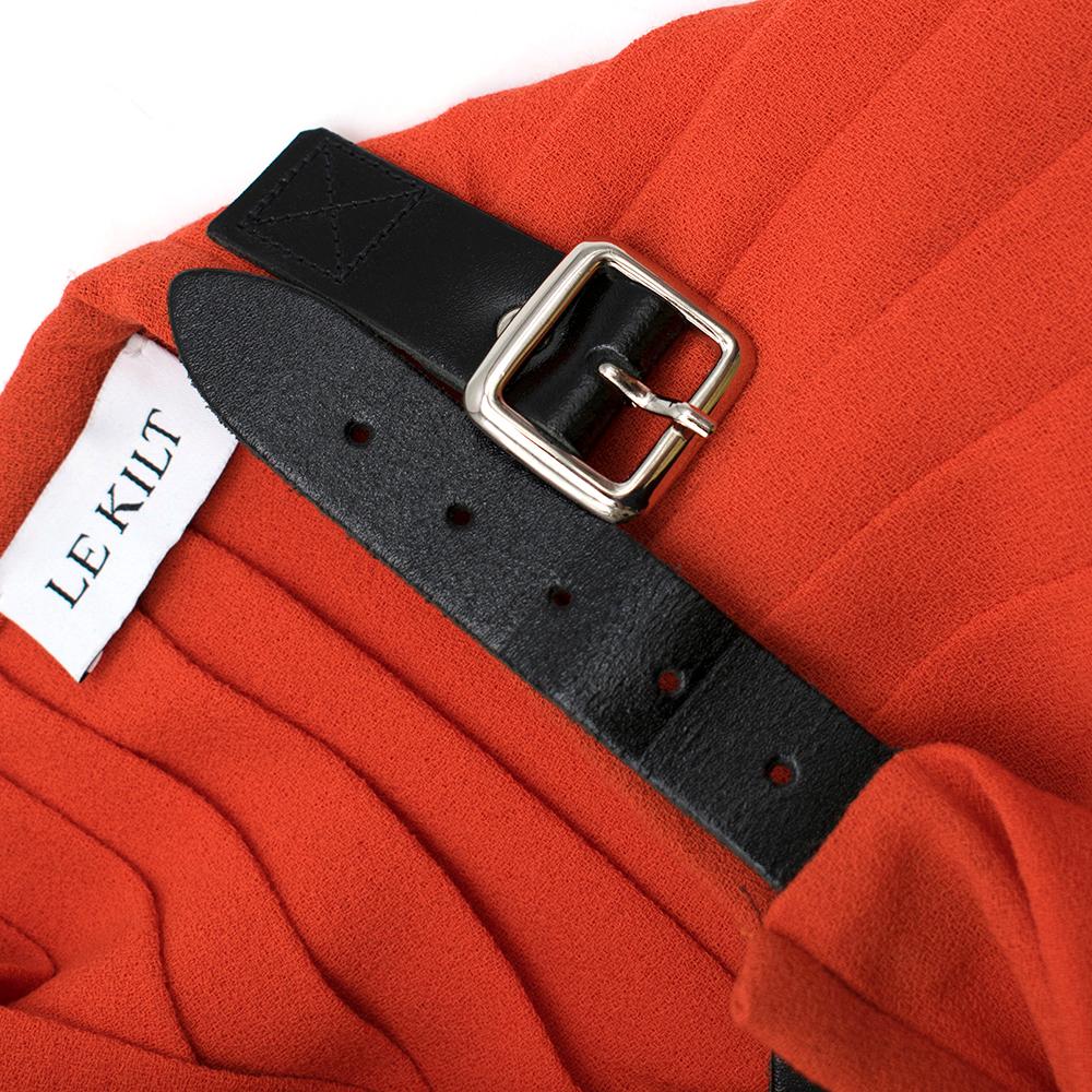 Red Le Kilt Orange Pleated Wool Skirt - Size US 2 For Sale