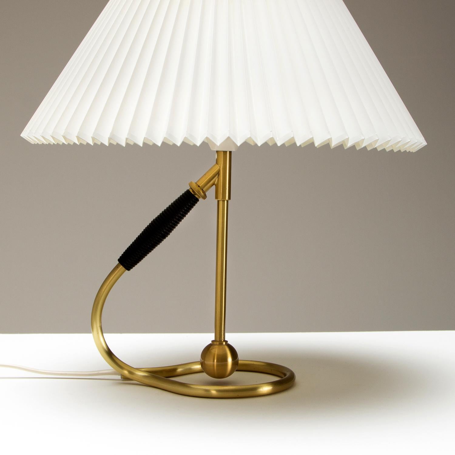 Mid-Century Modern Le Klint 306 Wall or Table Lamp in Brass by Kaare Klint, Denmark, 1960s