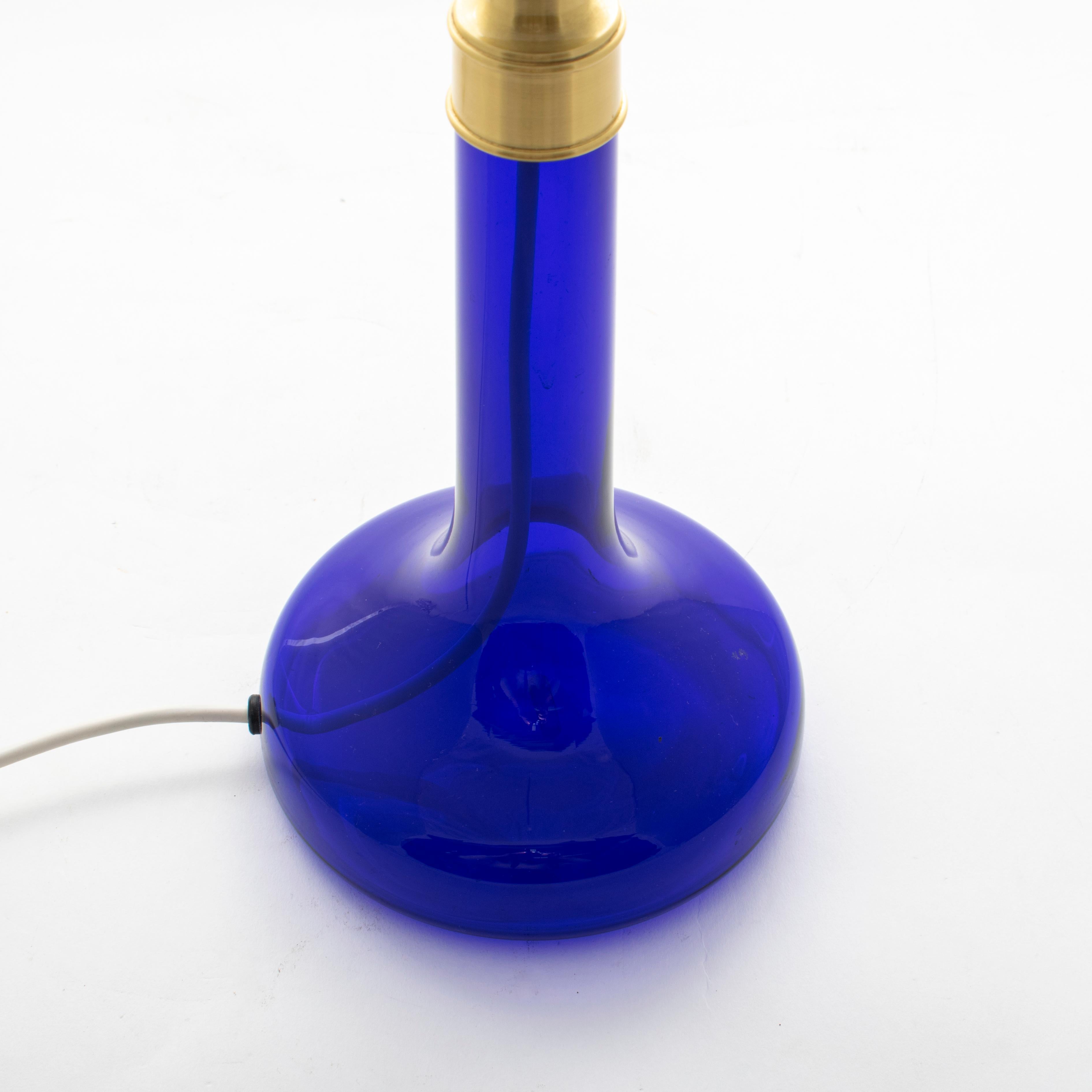 Le Klint 343 Table Lamp of Blue Glass In Good Condition In Kastrup, DK