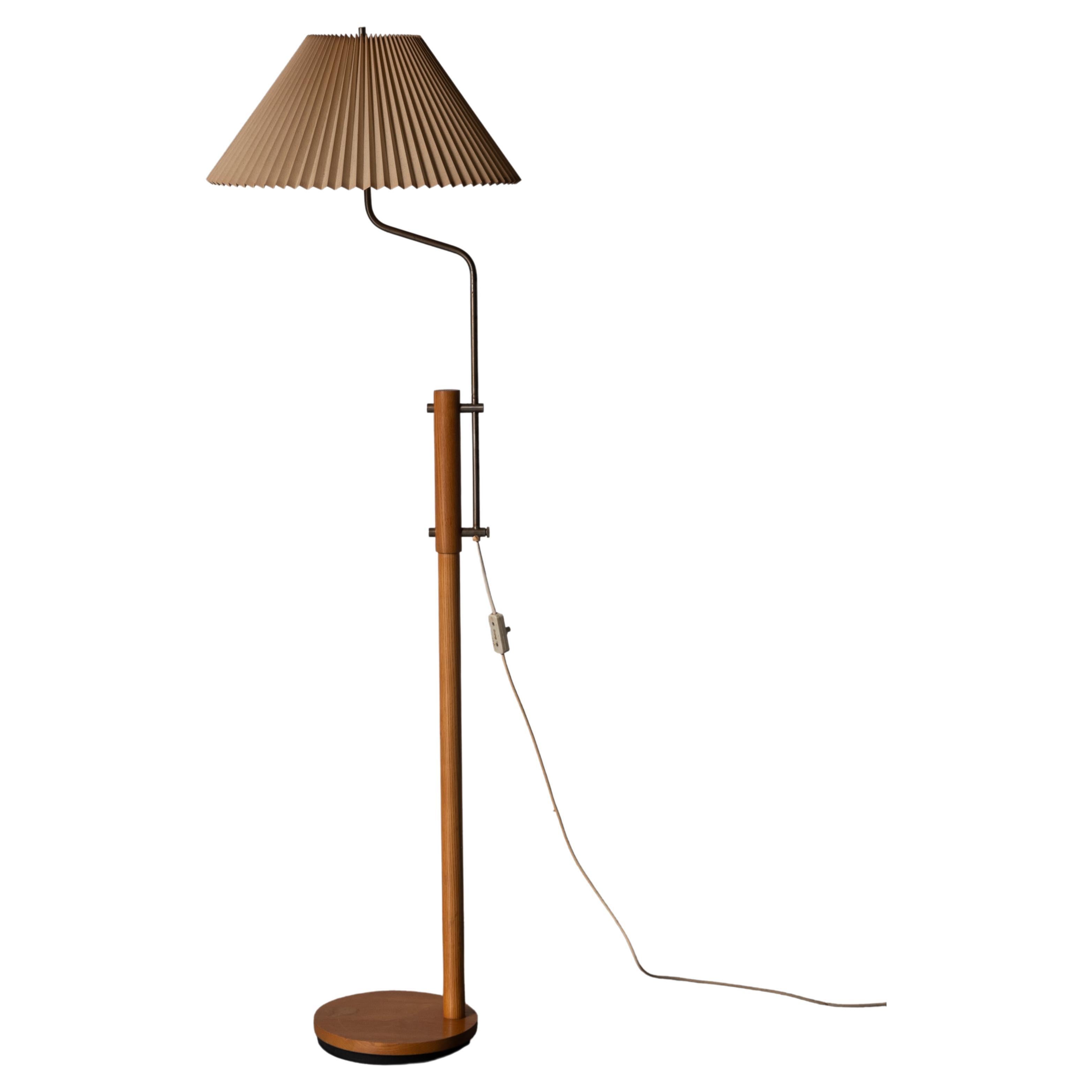 Le Klint, Adjustable Floor Lamp, Oak, Brass, Paper Lampshade, Denmark, 1960s