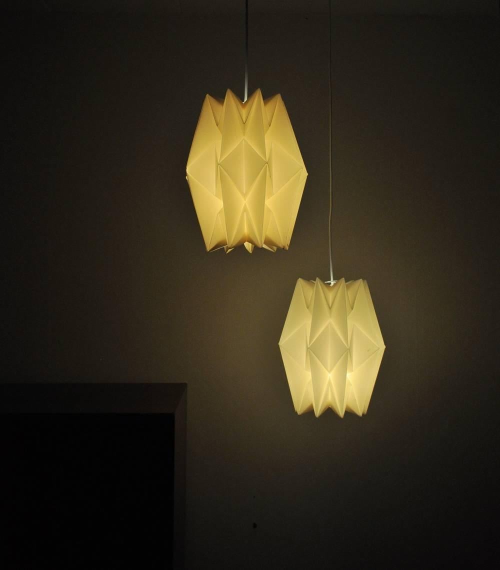 Le Klint Hand-Pleated Hanging Lamp by Peter Hvidt & Orla Mølgaard-Nielsen For Sale 1