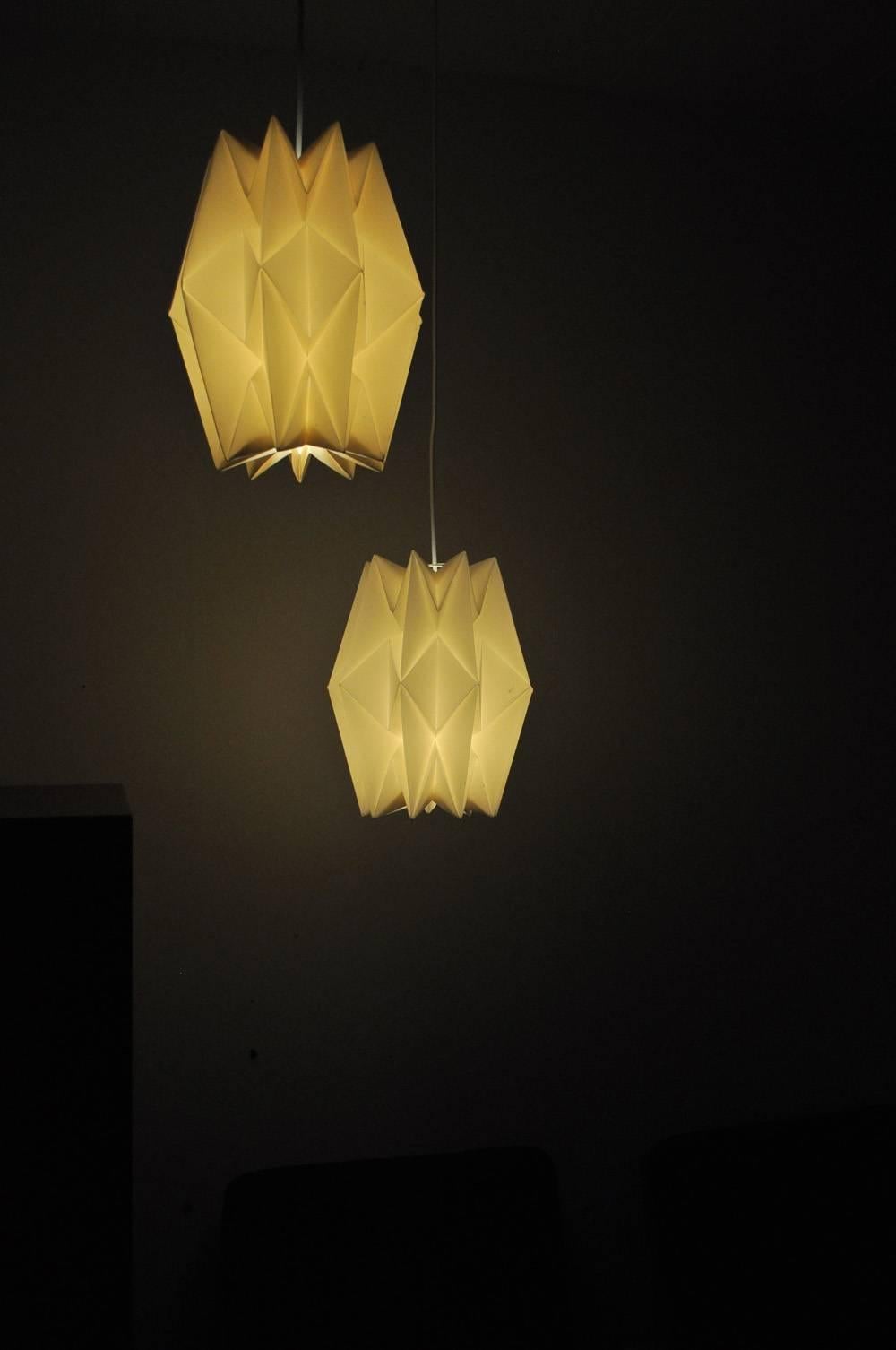 Le Klint Hand-Pleated Hanging Lamp by Peter Hvidt & Orla Mølgaard-Nielsen For Sale 2