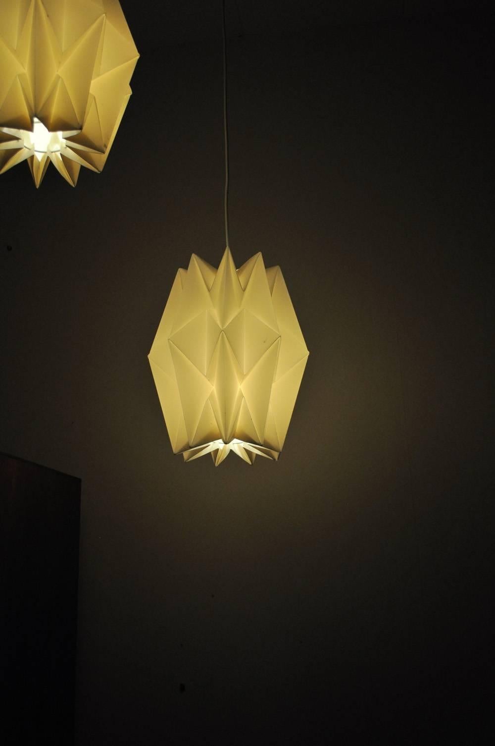 Le Klint Hand-Pleated Hanging Lamp by Peter Hvidt & Orla Mølgaard-Nielsen For Sale 3