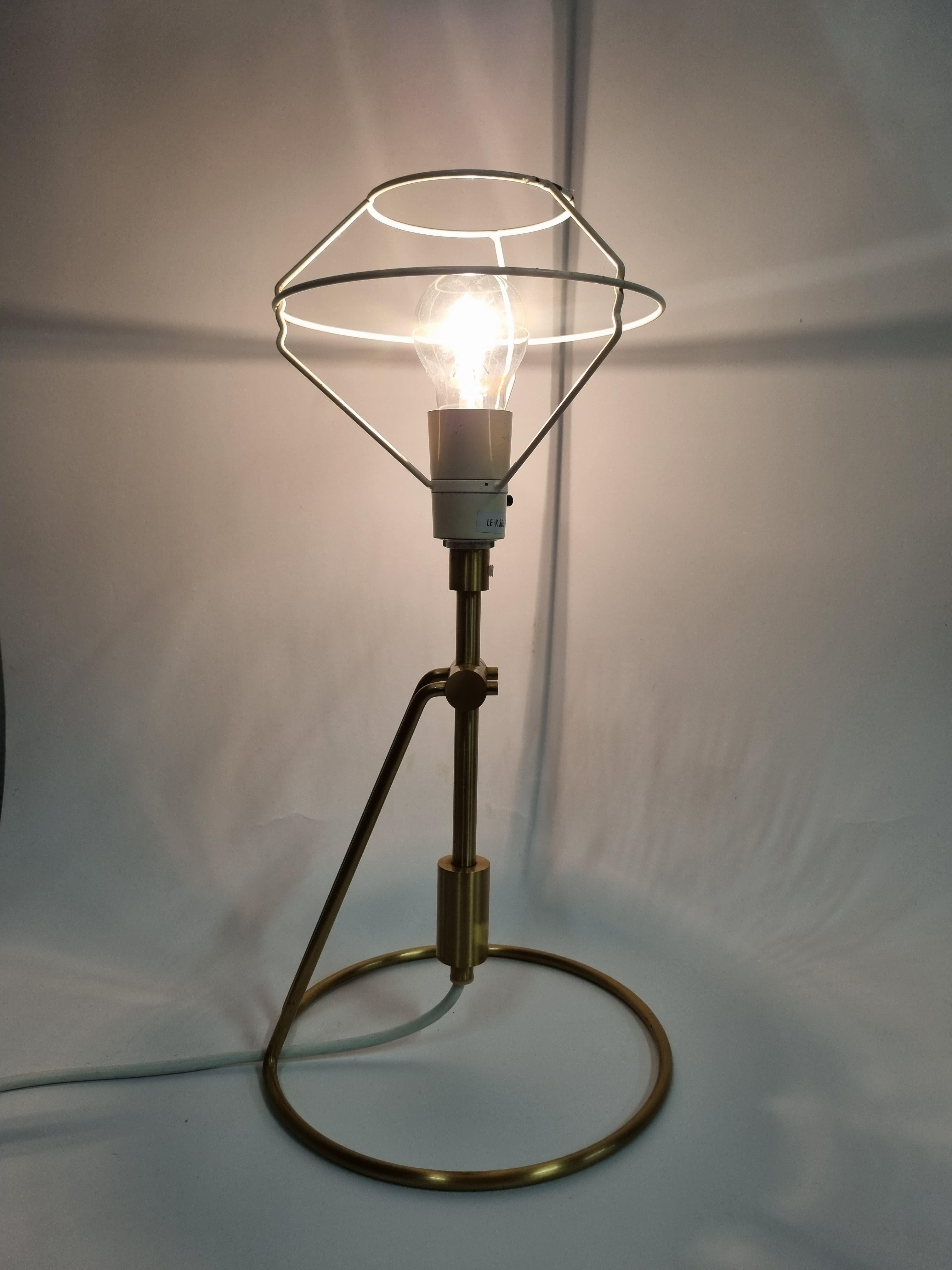 Laiton Lampe de table/applique en laiton Le Klint modèle 305 en vente