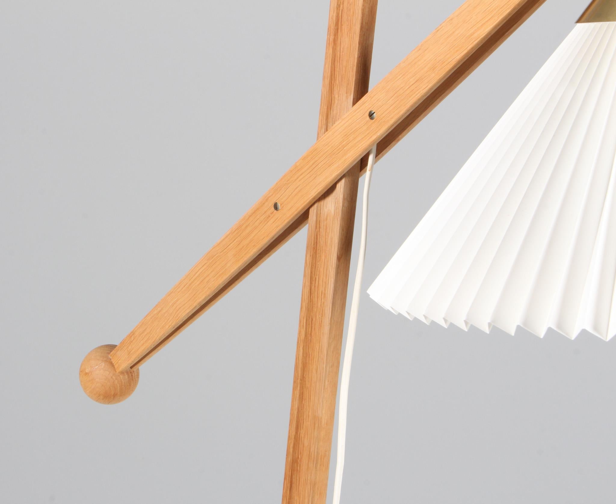 Danish Le Klint Oak Floor Lamp Model 325, Made in Denmark by Vilhelm Wohlert