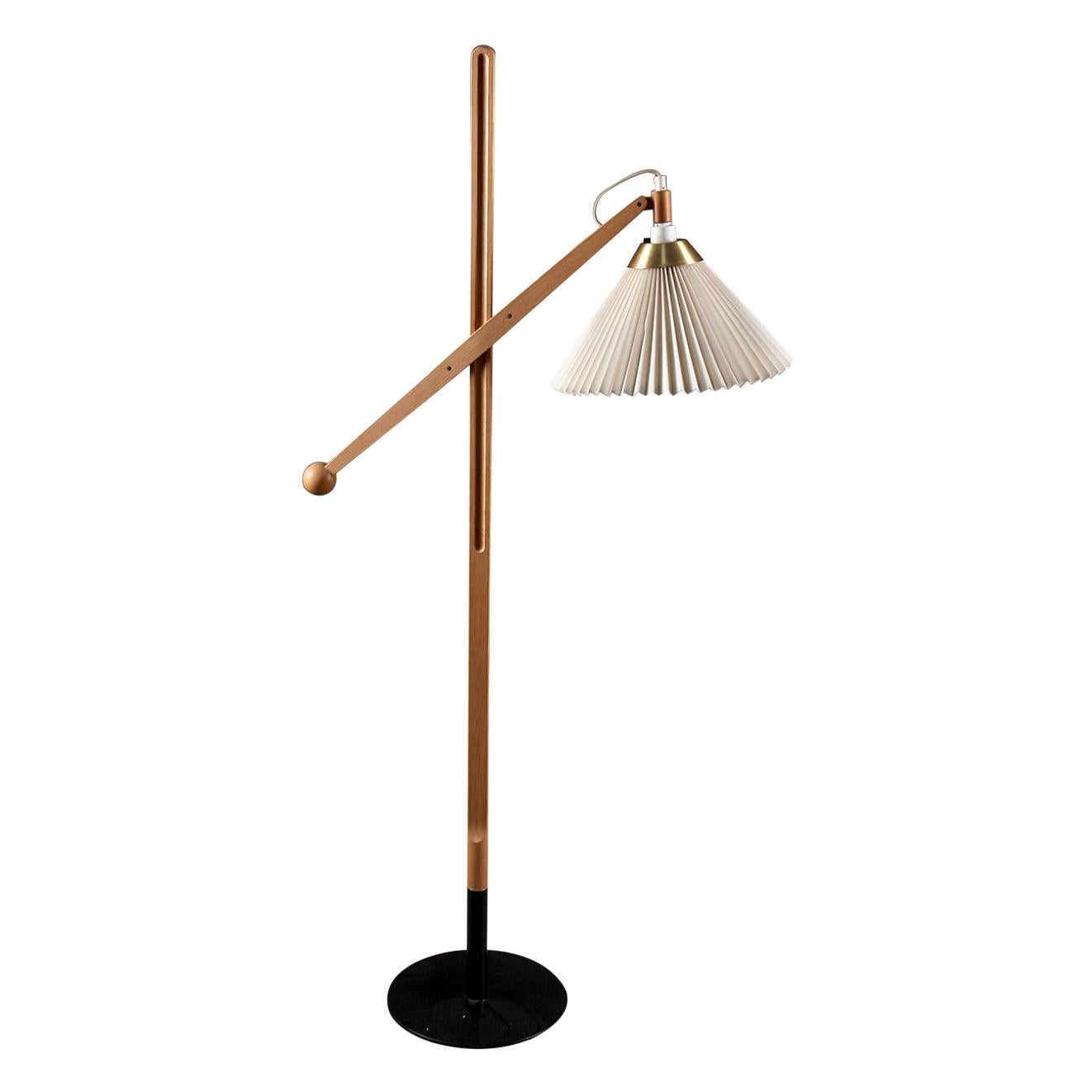Le Klint Oak Floor Lamp Model 325, Made in Denmark by Vilhelm Wohlert