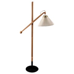 Le Klint Oak Floor Lamp Model 325, Made in Denmark by Vilhelm Wohlert