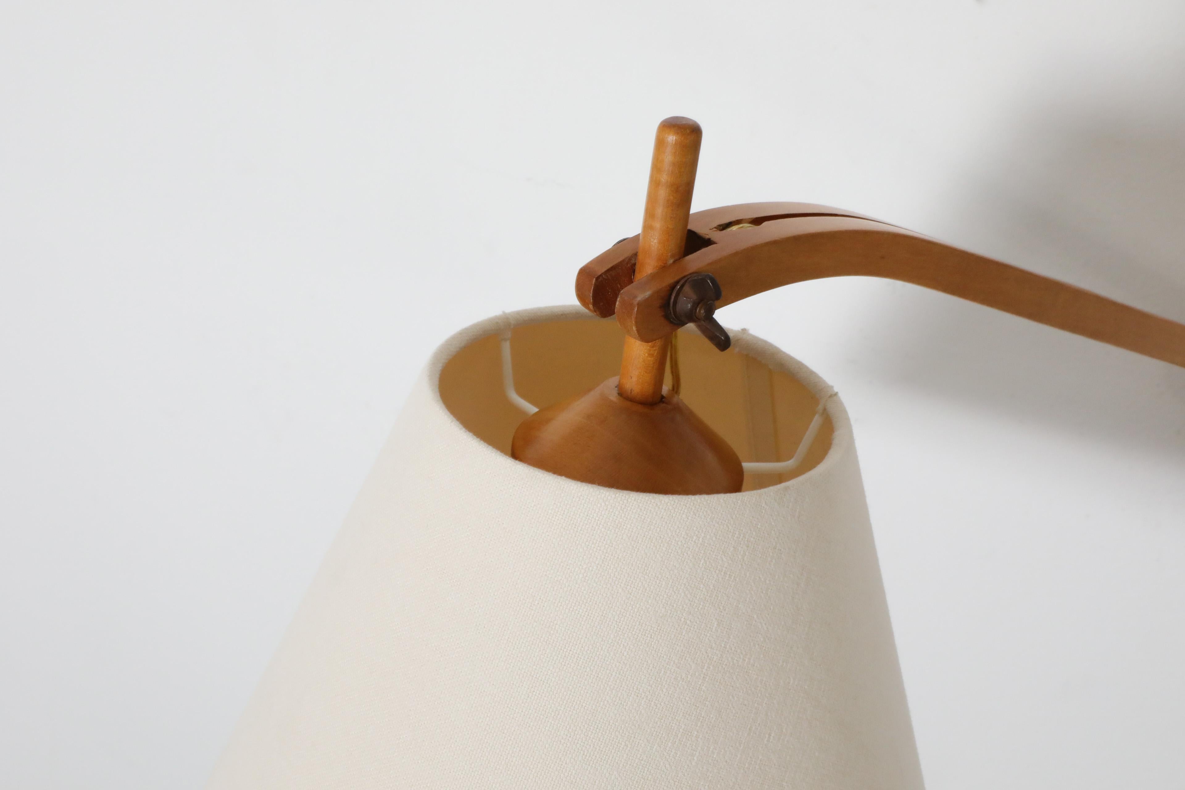 Le Klint style Mid-Century Wall Mount Lamp in Blonde Wood For Sale 6