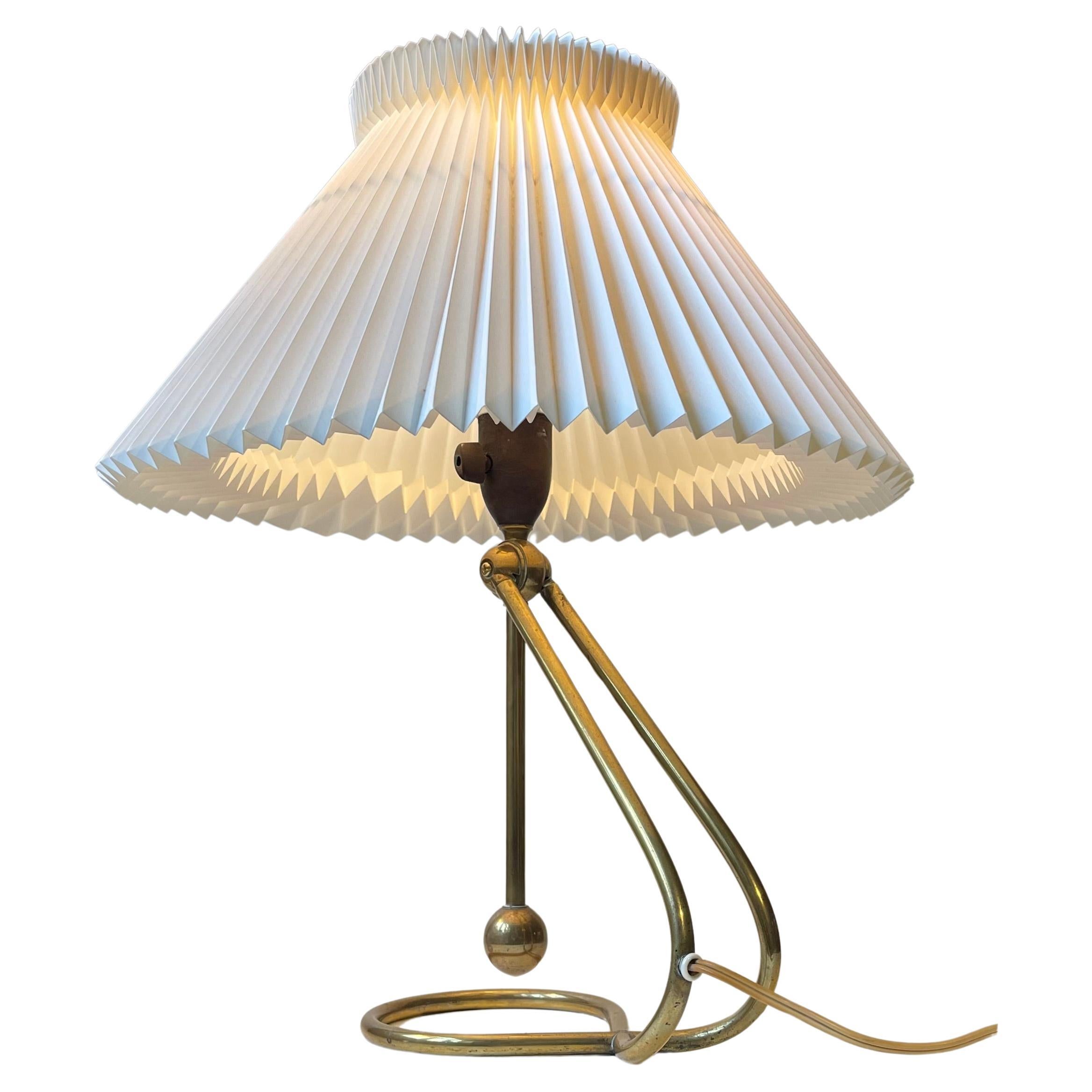 Le Klint - Vintage Adjustable Brass Table or Wall Lamp, 1950s For Sale