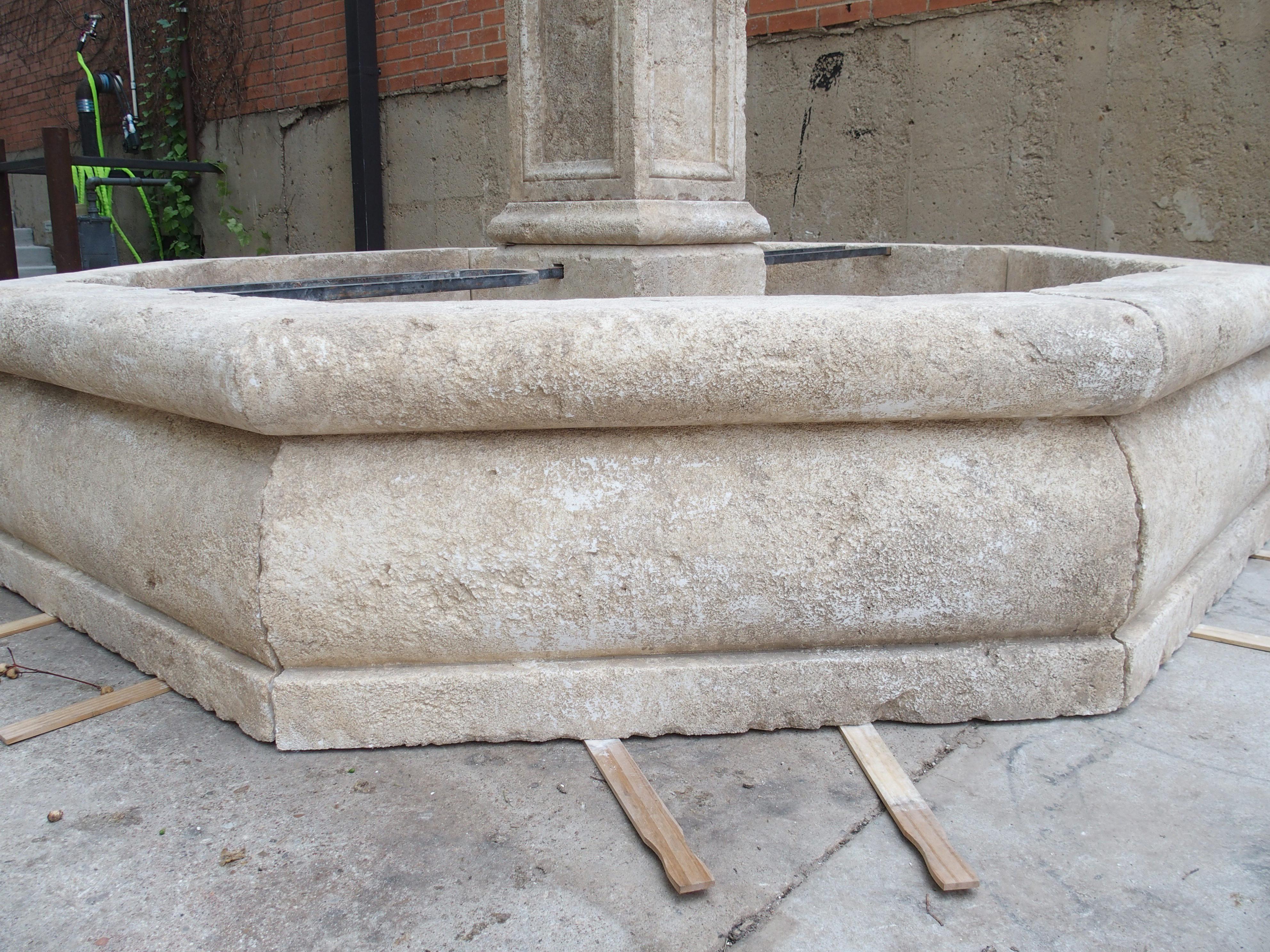 Hand-Carved Le Louvre Large Octagonal Limestone Center Fountain from Provence, France
