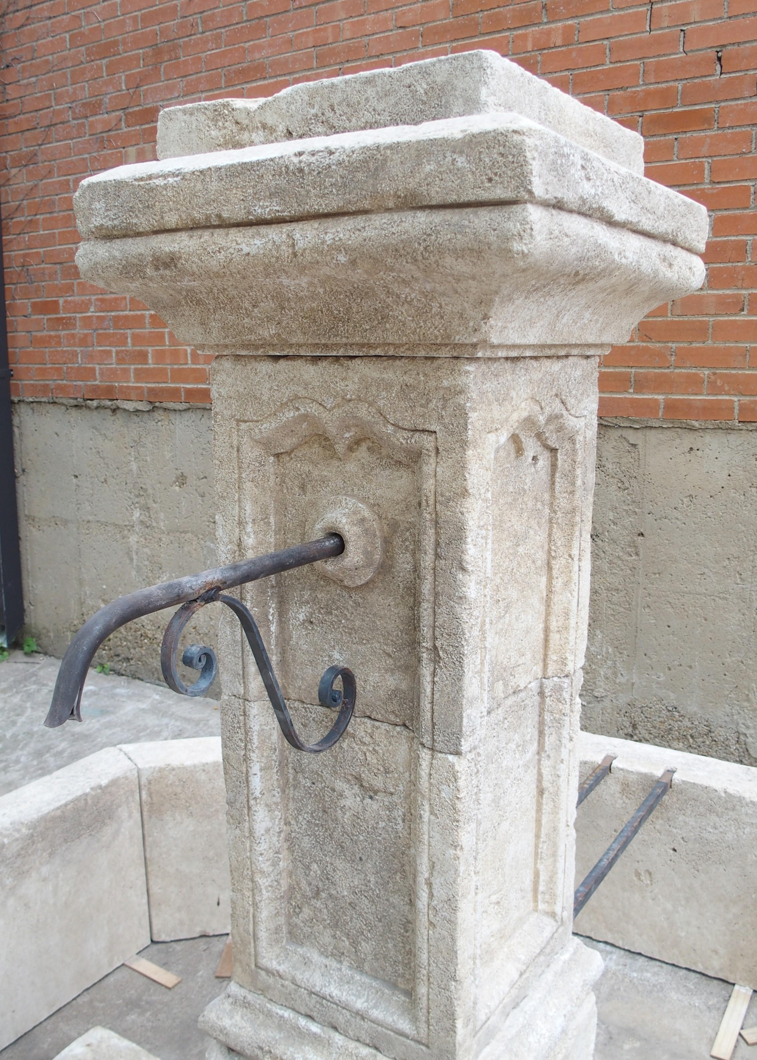 Contemporary Le Louvre Large Octagonal Limestone Center Fountain from Provence, France