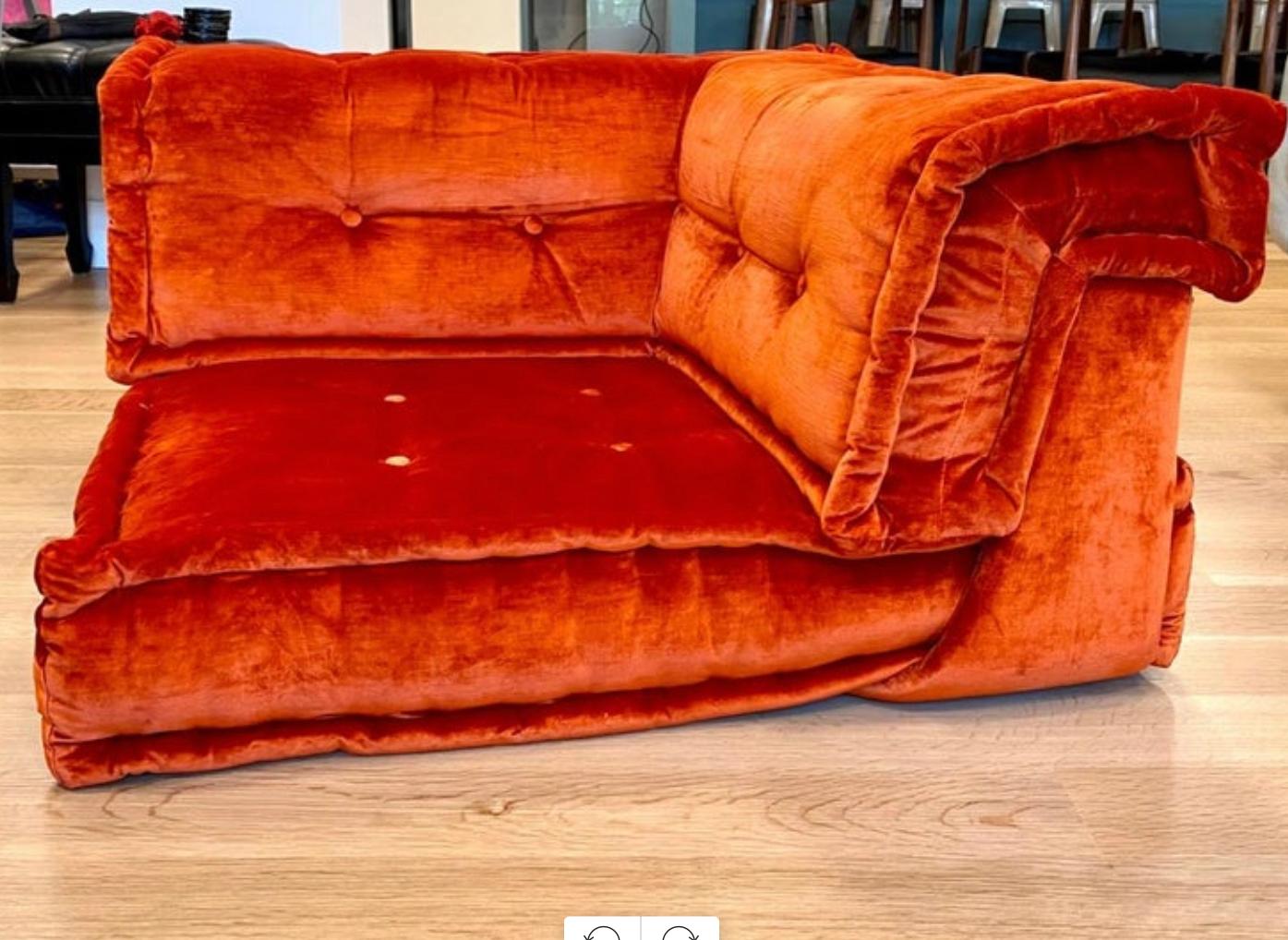 mah jong sofa