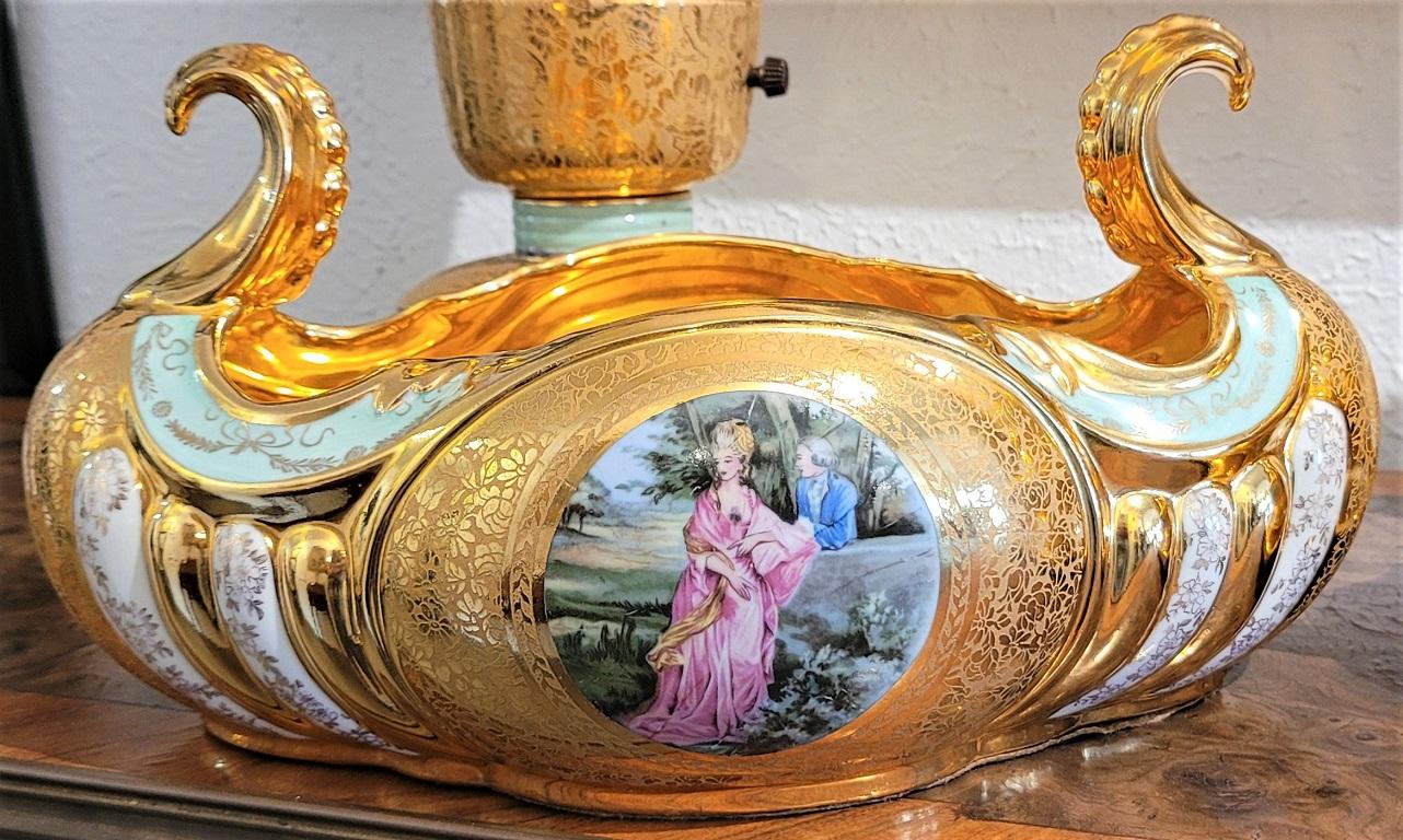 Français Le Mieux - Ensemble de 7 pièces en porcelaine dorée 24 carats en vente