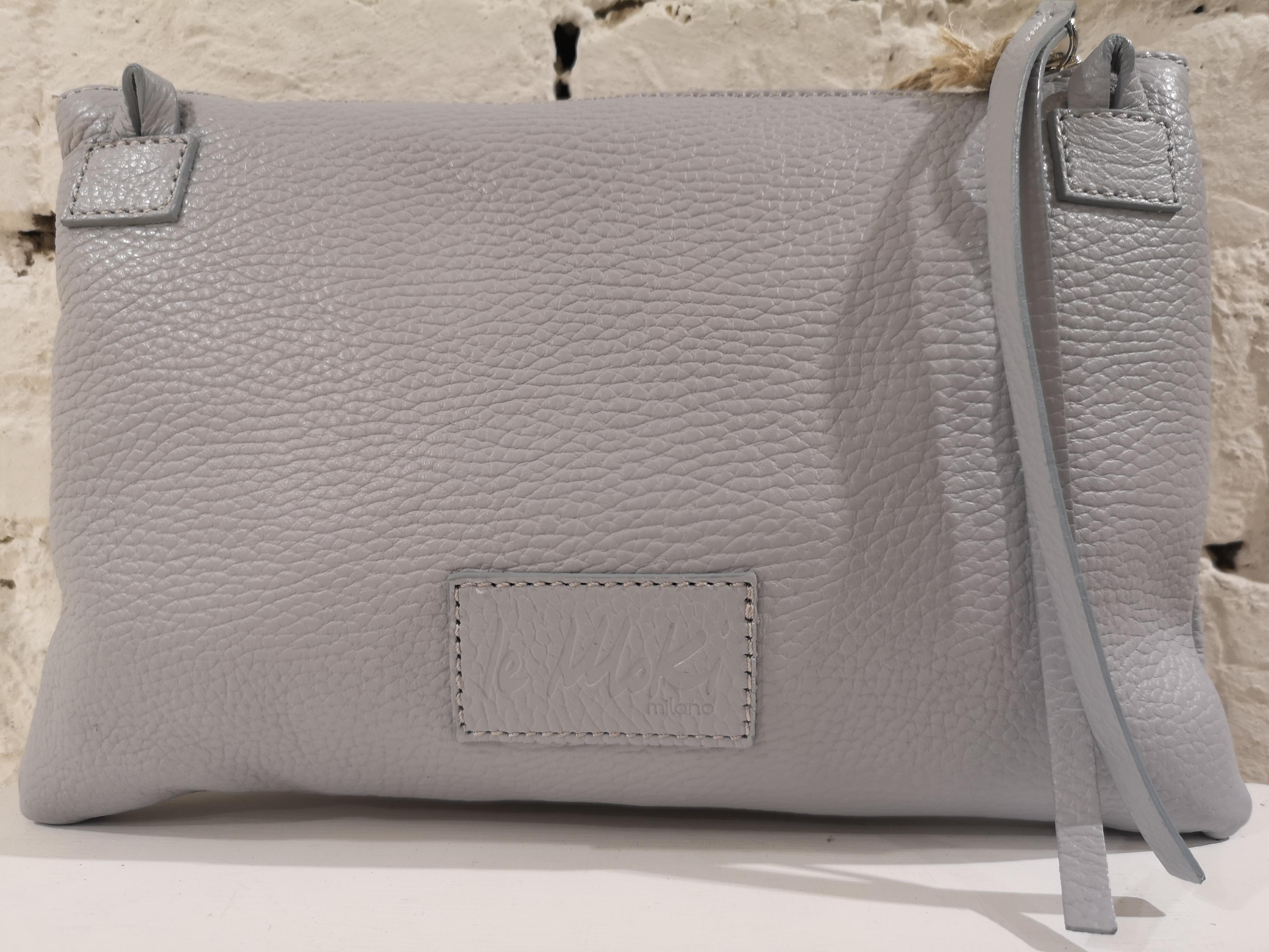 Le Moki Light Blu Leather Shoulder Handle Bag In New Condition In Capri, IT