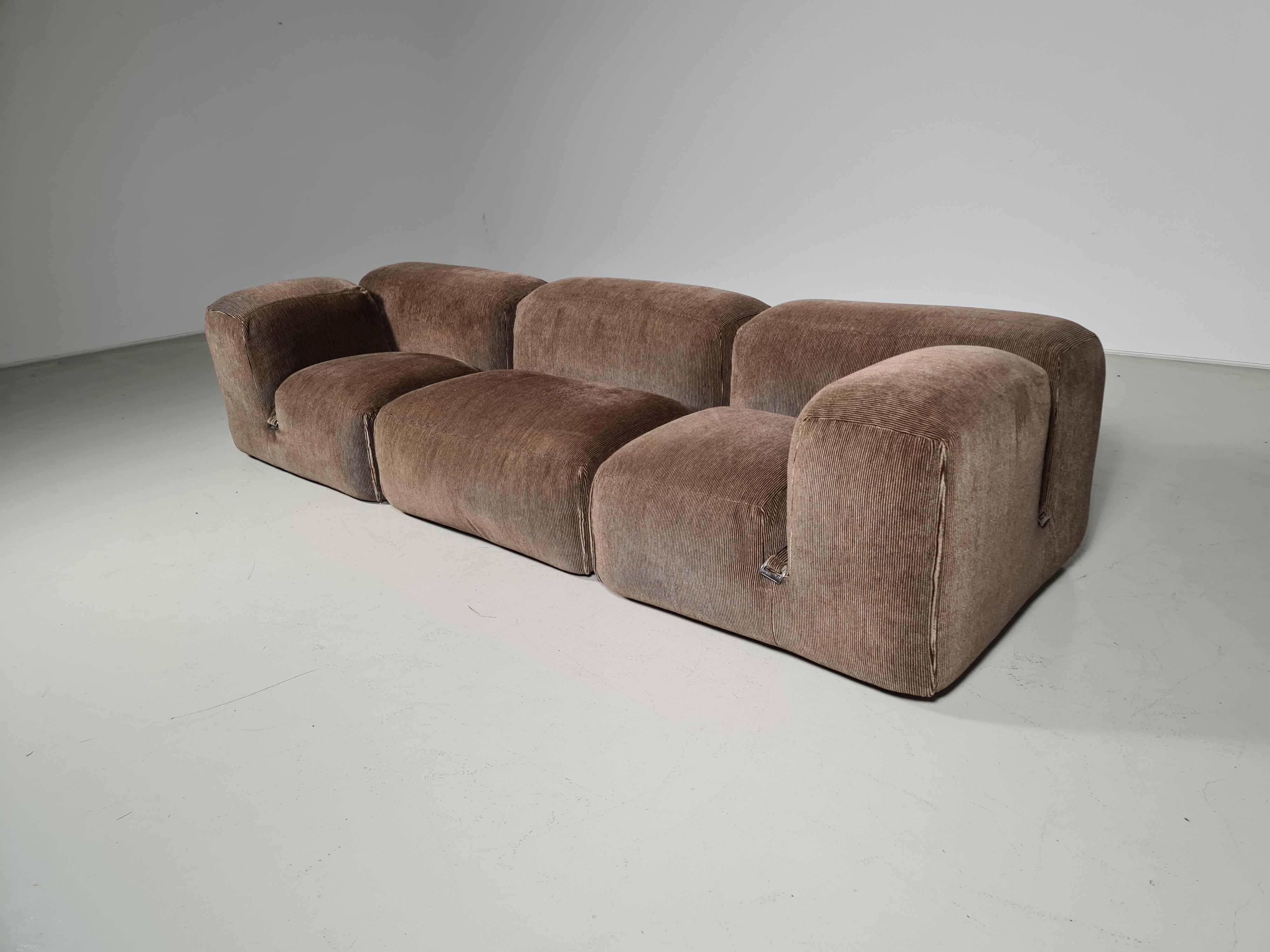 Exceptional and rare three-piece Le Mura sofa by Mario Bellini for Cassina, Italy, 1970s. The sofa still has the original Mohair velvet fabric. The three sections hook into each other with chrome metal buckles. This sofa was just for a limited time