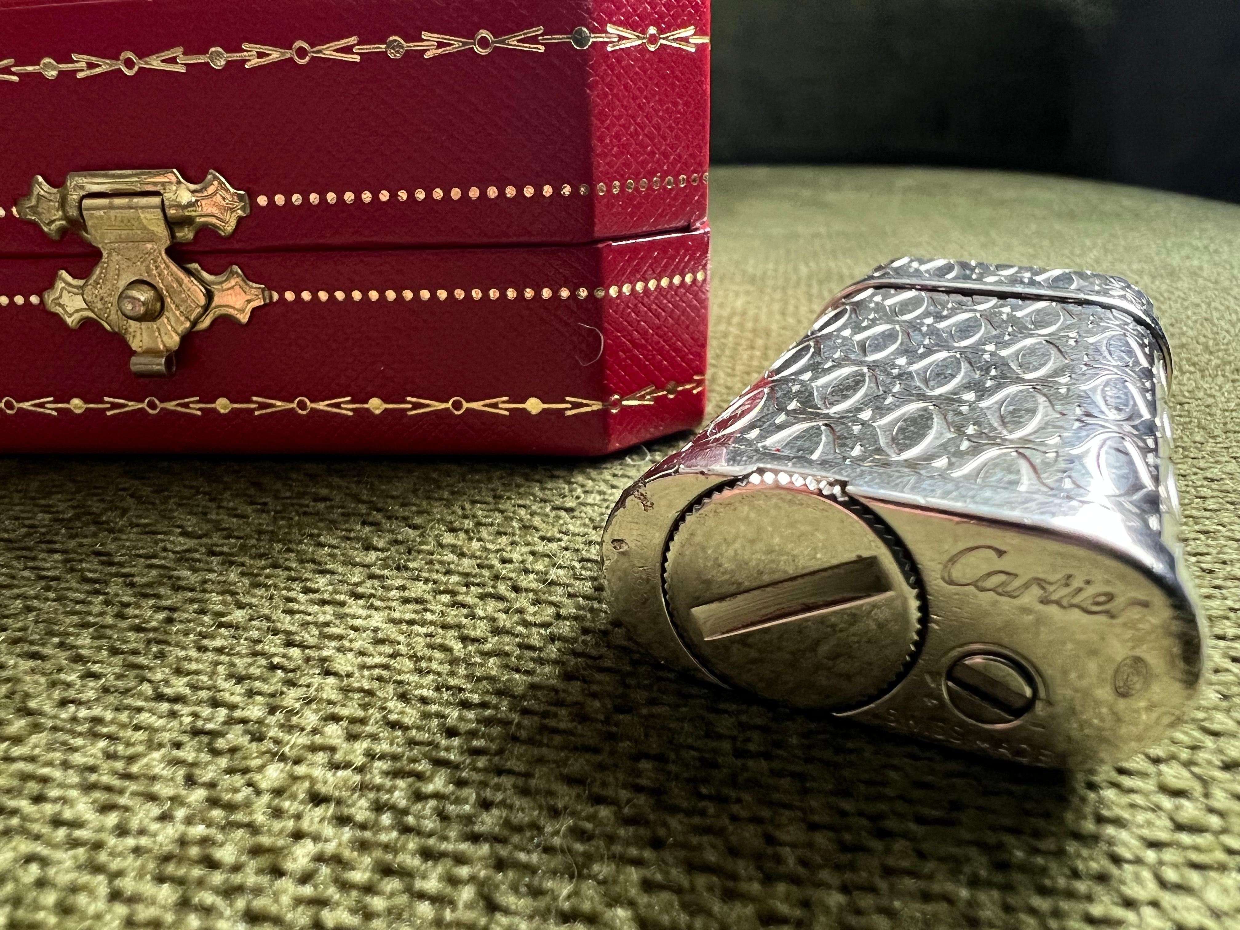 Le Must De Cartier Leuchte C De Logo Silber und Palladium-Finish 2