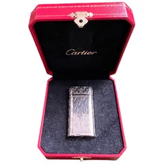 Le Must De Cartier Leuchte C De Logo Silber und Palladium-Finish