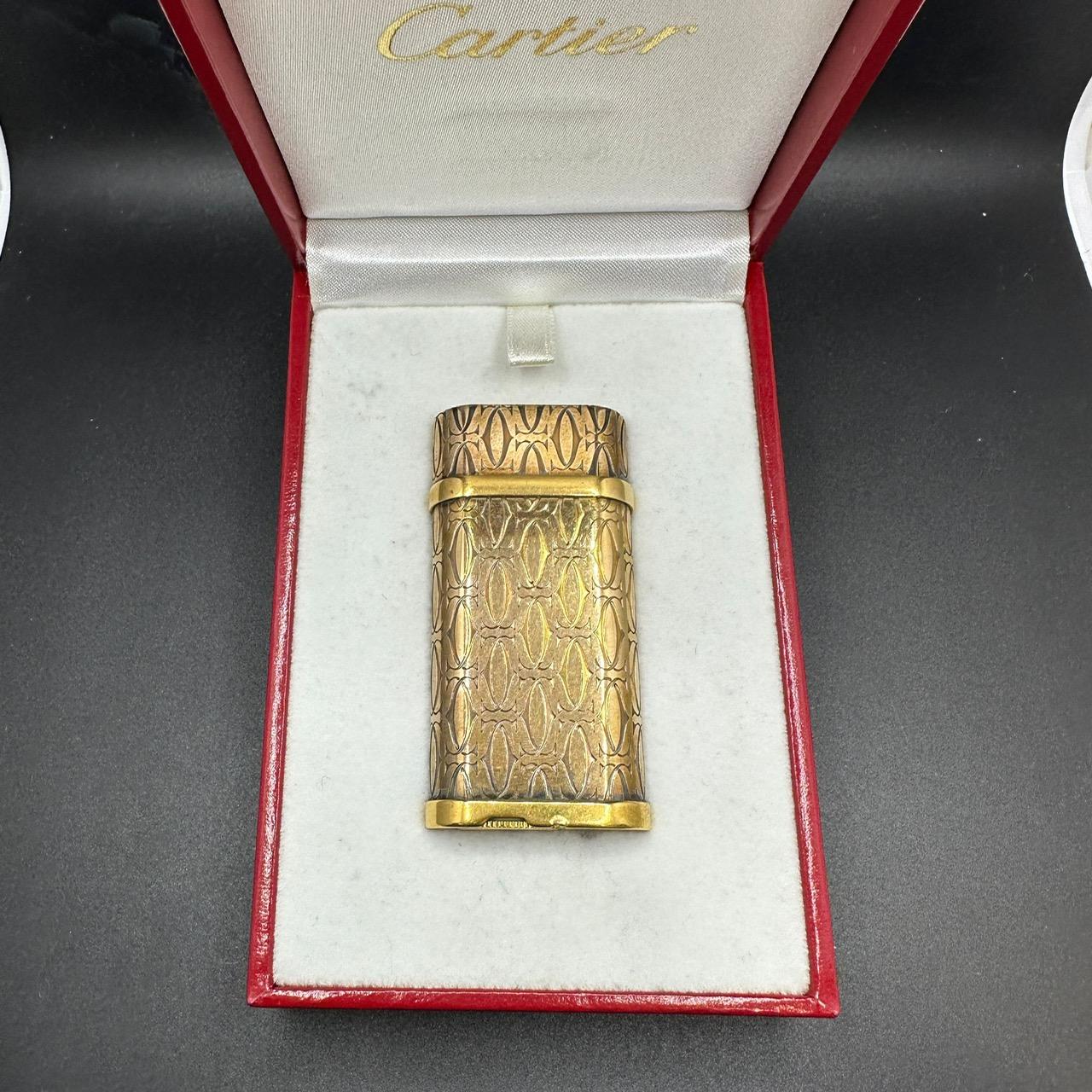Le Must de Cartier Logo 18k Gold Plated Retro Logo Lighter 2