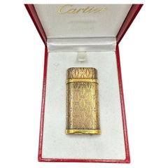 Must de Cartier Logo-Leuchte mit 18 Karat vergoldetem Retro-Logo