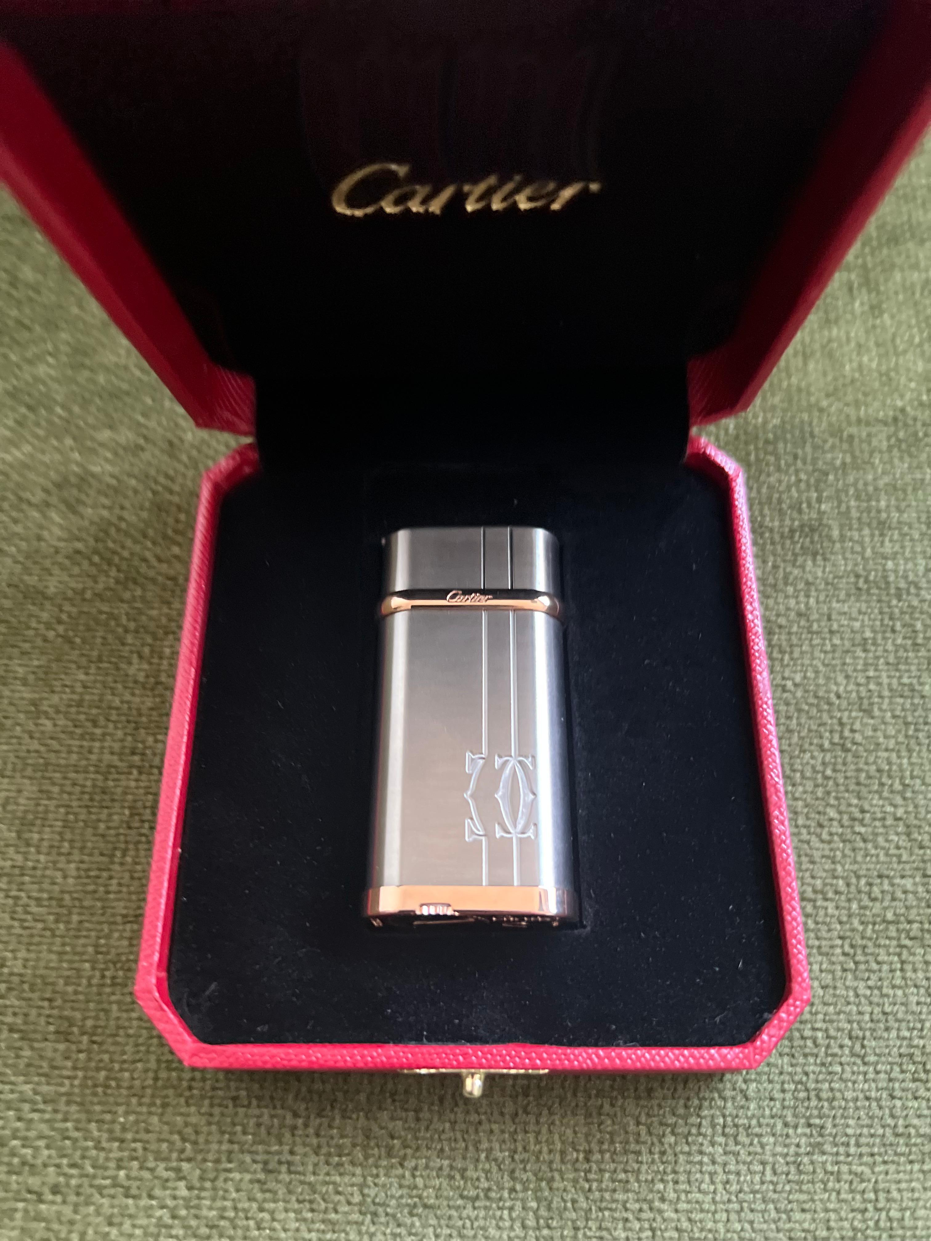 Le Must De Cartier Logo Gold & Palladium Lighter In Original Cartier Case For Sale 7