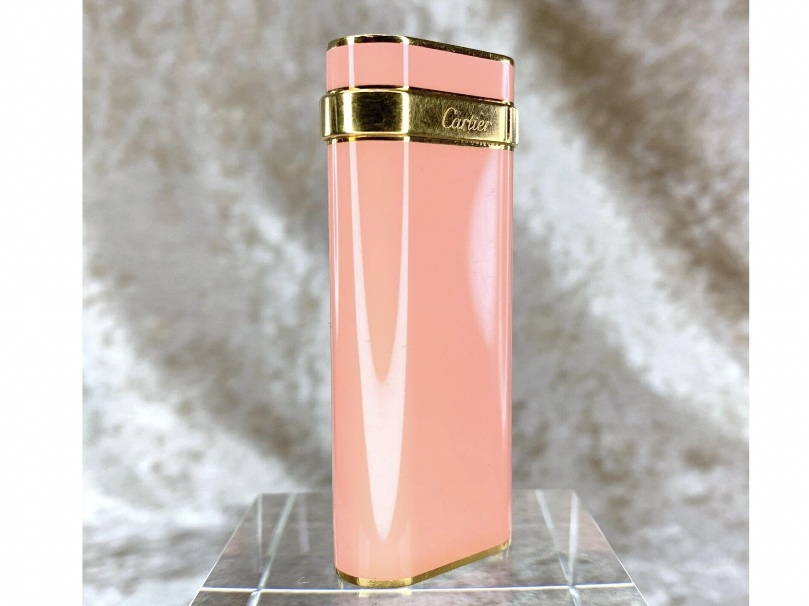 Le Must de Cartier, Very Rare, Candy Pink Lacquer & Gold Lighter 1